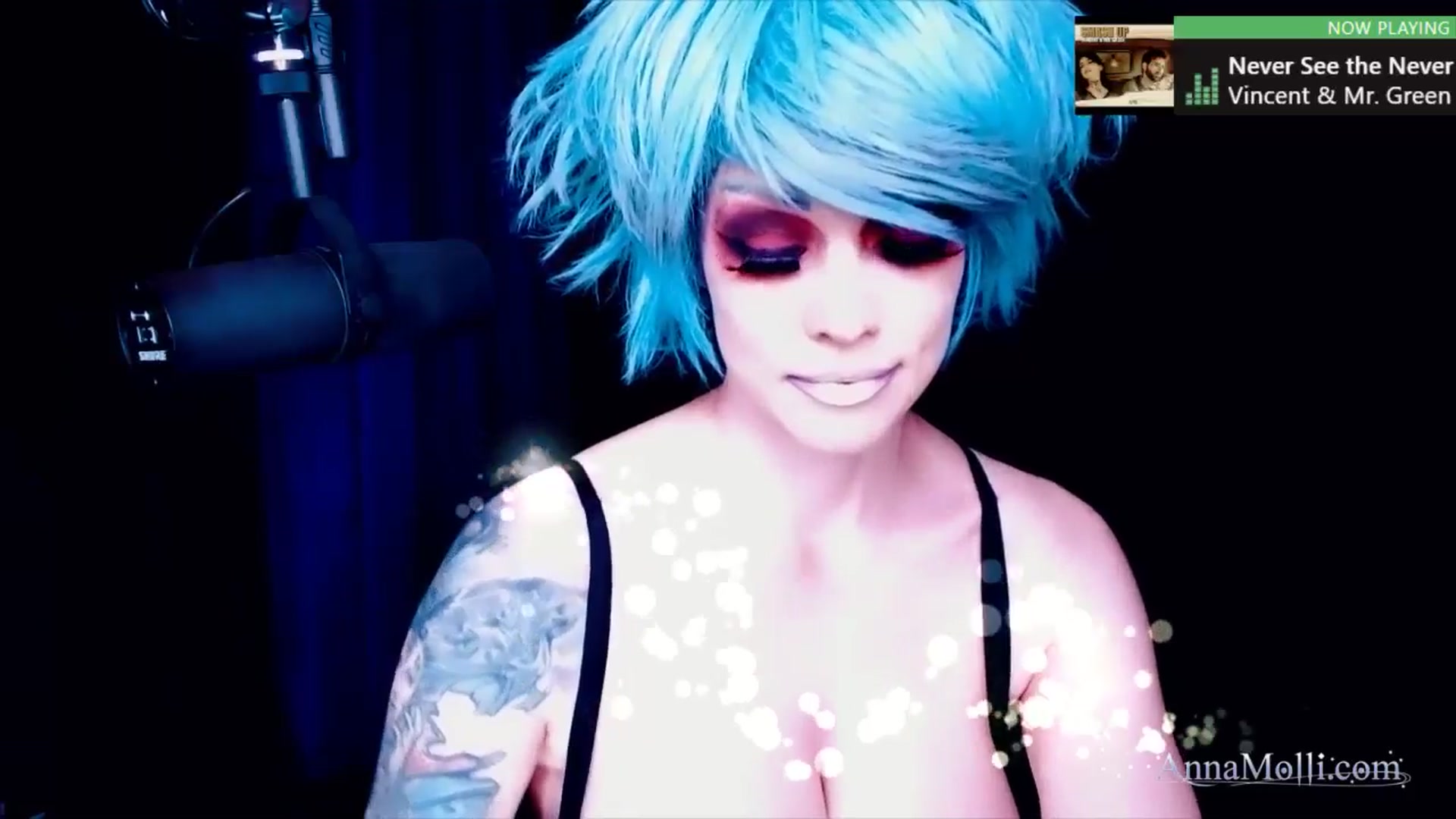 Gallery image thumbnail from AnnaMolli's myfreecams stream on, 08/03/2024, 06:06 image 7 of 20