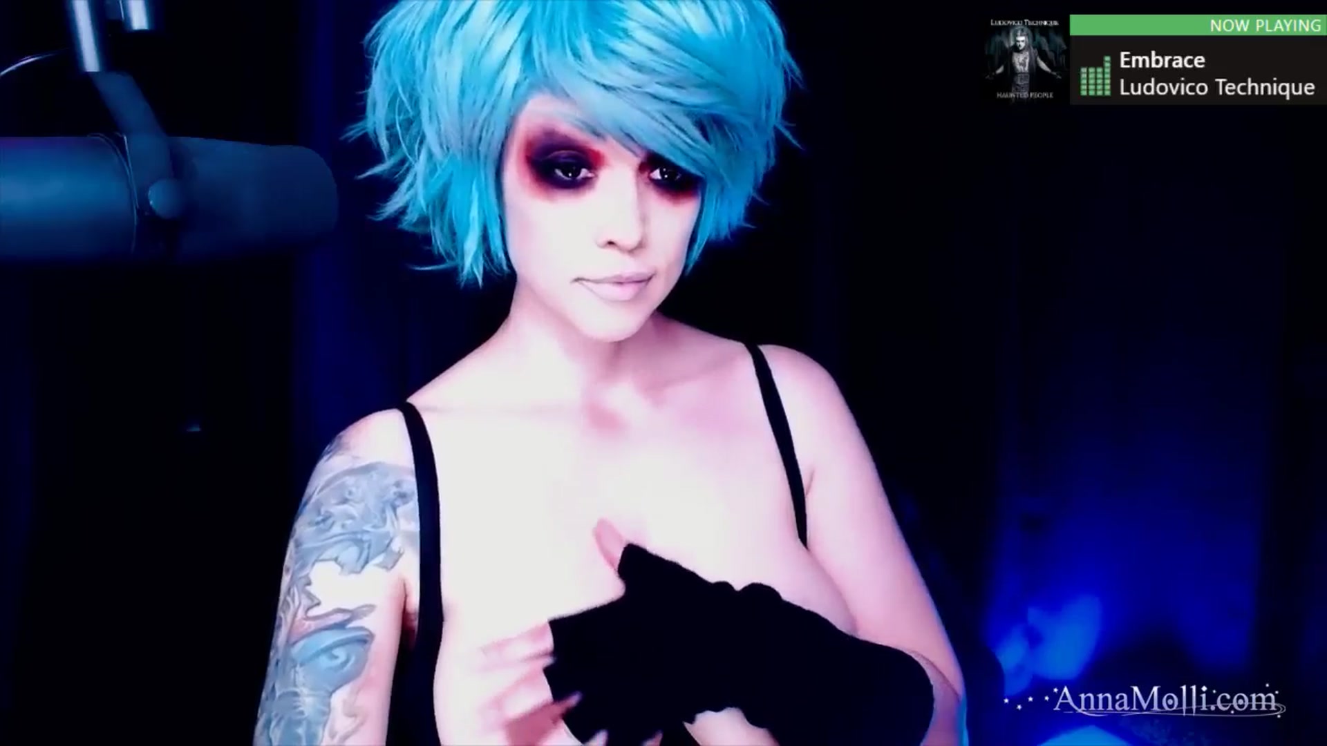 Gallery image thumbnail from AnnaMolli's myfreecams stream on, 08/05/2024, 05:30 image 19 of 20