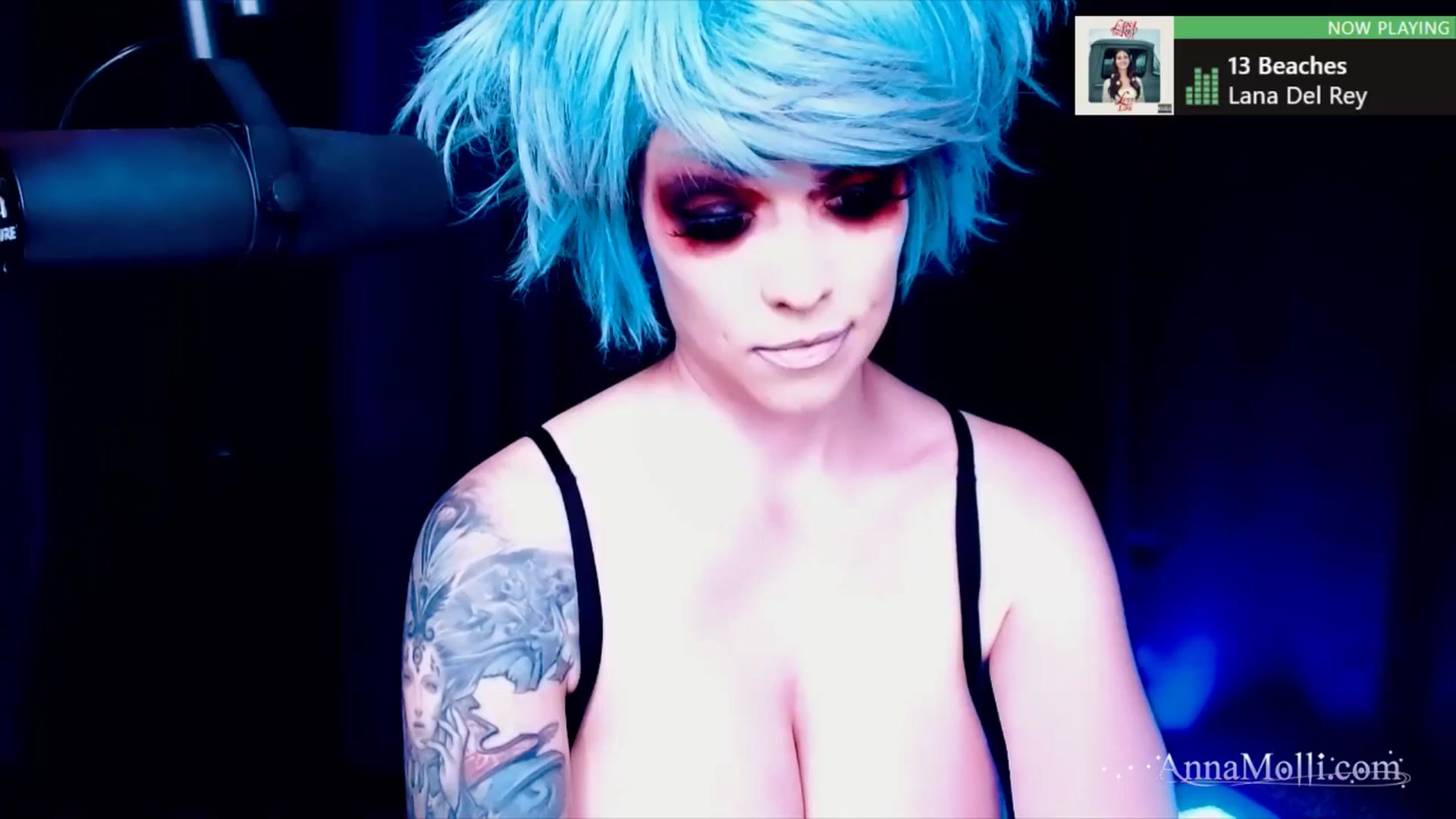Gallery image thumbnail from AnnaMolli's myfreecams stream on, 08/05/2024, 06:50 image 10 of 20