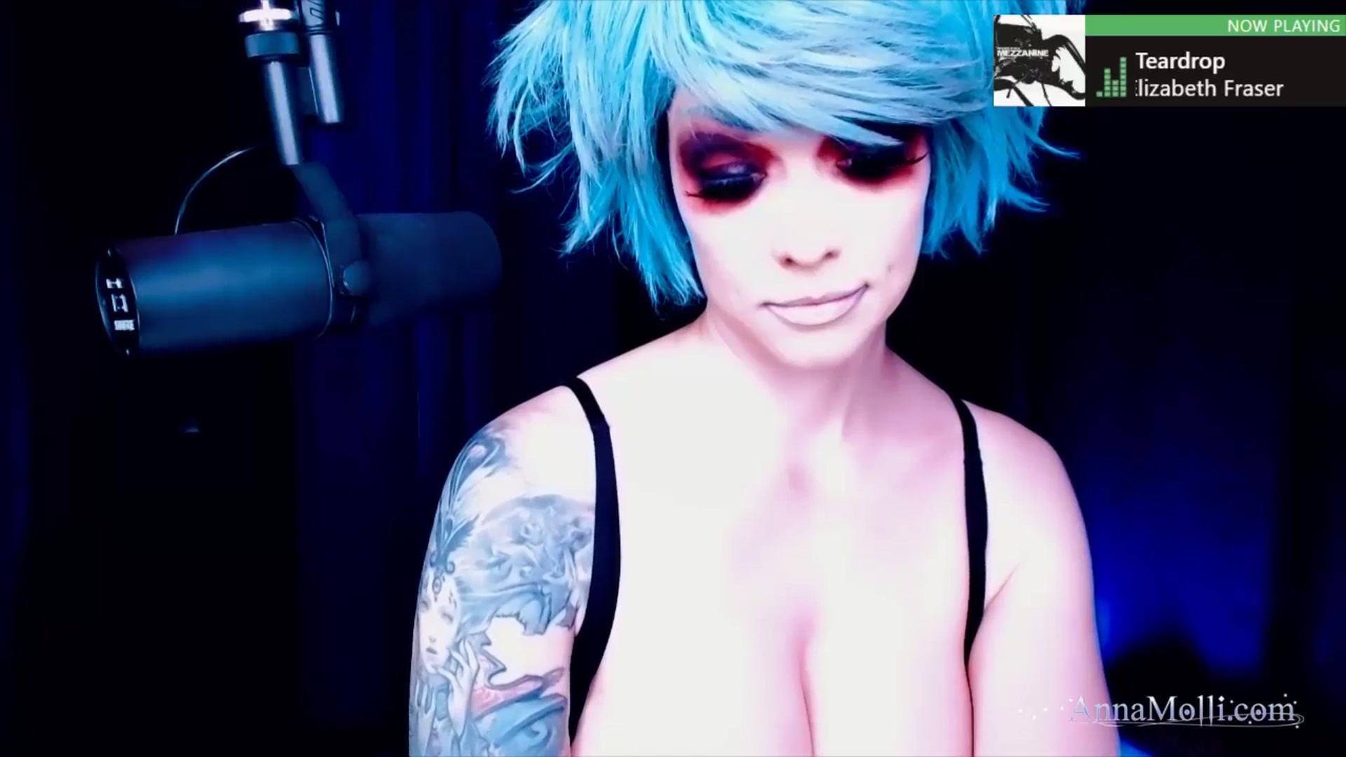 Gallery image thumbnail from AnnaMolli's myfreecams stream on, 08/05/2024, 06:50 image 18 of 20