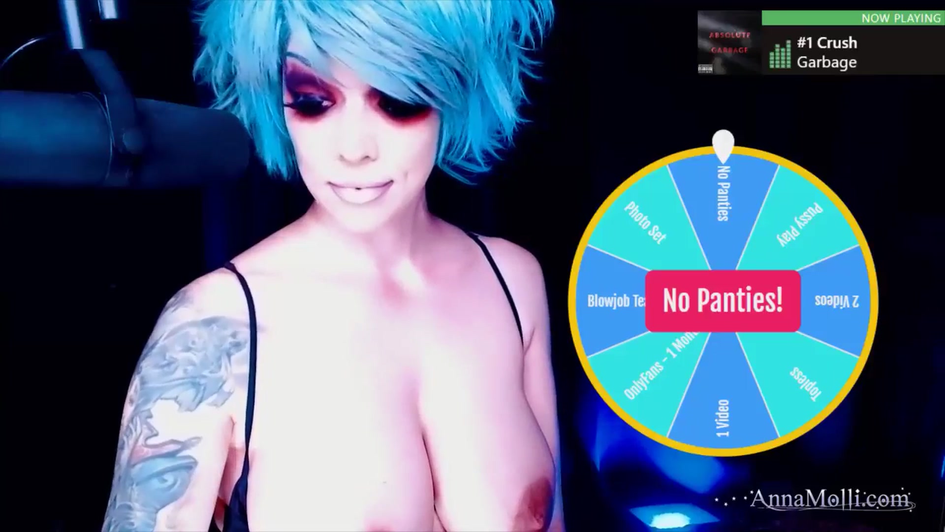 Gallery image thumbnail from AnnaMolli's myfreecams stream on, 08/11/2024, 06:33 image 10 of 20