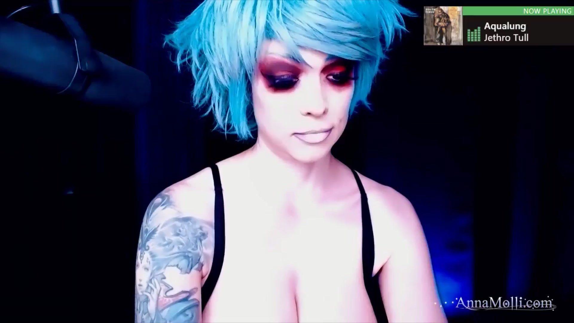 Gallery image thumbnail from AnnaMolli's myfreecams stream on, 08/12/2024, 06:55 image 10 of 20