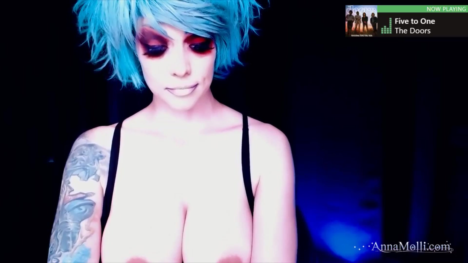 Gallery image thumbnail from AnnaMolli's myfreecams stream on, 08/12/2024, 06:55 image 19 of 20