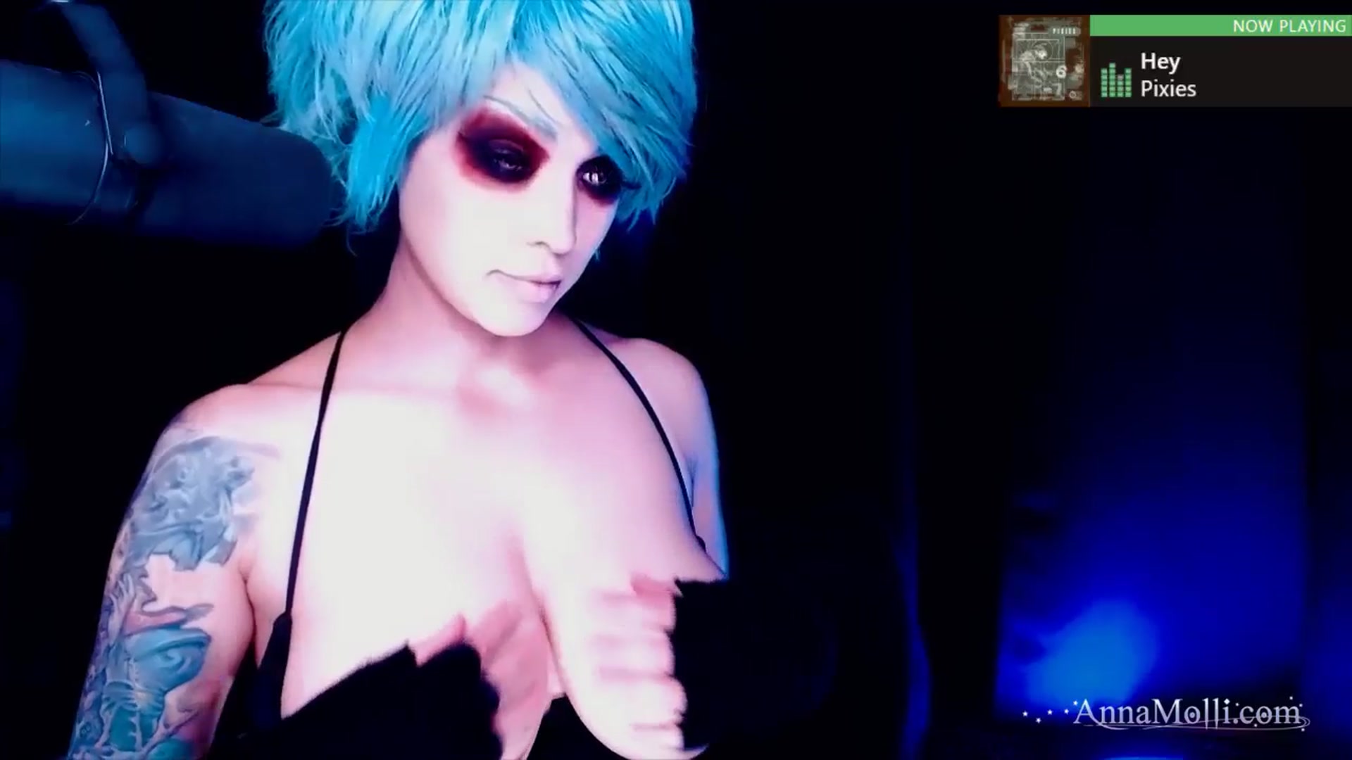Gallery image thumbnail from AnnaMolli's myfreecams stream on, 09/08/2024, 04:06 image 5 of 20