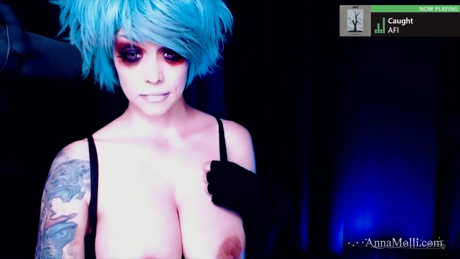 Gallery image thumbnail from AnnaMolli's myfreecams stream on, 09/12/2024, 04:03 image 19 of 20