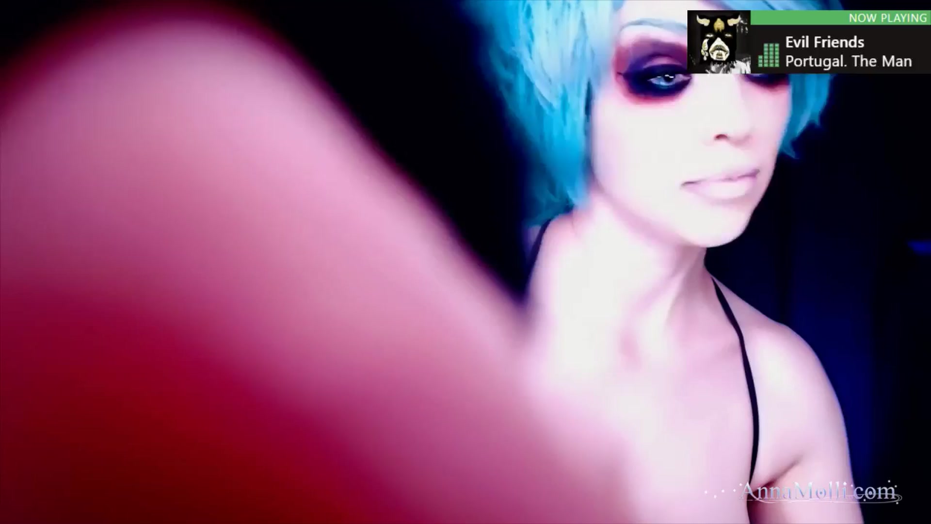 Gallery image thumbnail from AnnaMolli's myfreecams stream on, 10/01/2024, 03:37 image 16 of 20