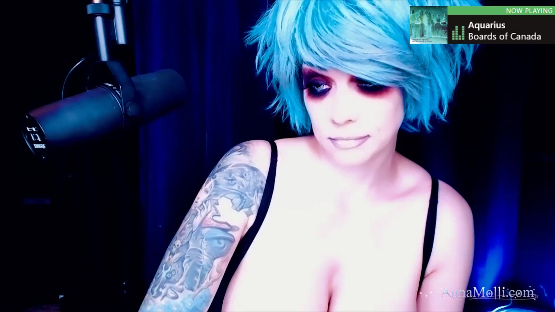 Gallery image thumbnail from AnnaMolli's myfreecams stream on, 10/20/2024, 05:47 image 5 of 20