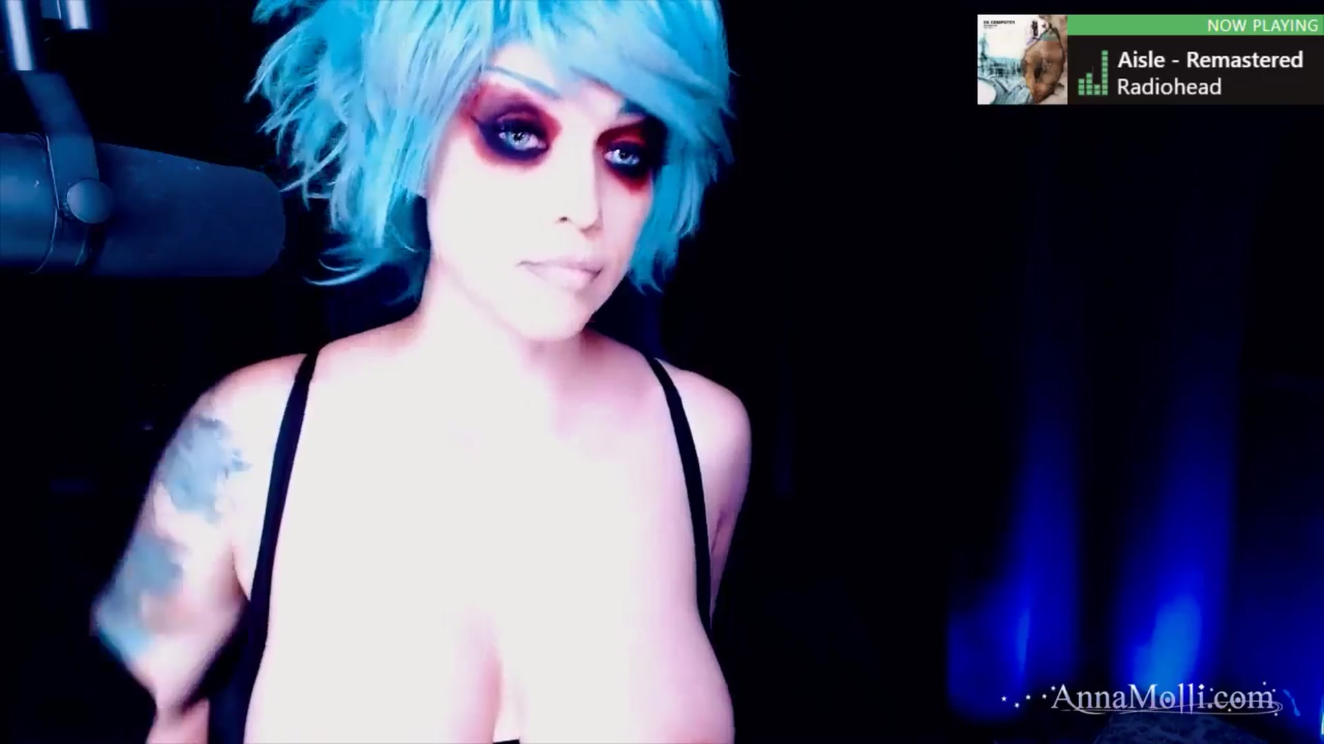 Gallery image thumbnail from AnnaMolli's myfreecams stream on, 10/20/2024, 06:38 image 12 of 20