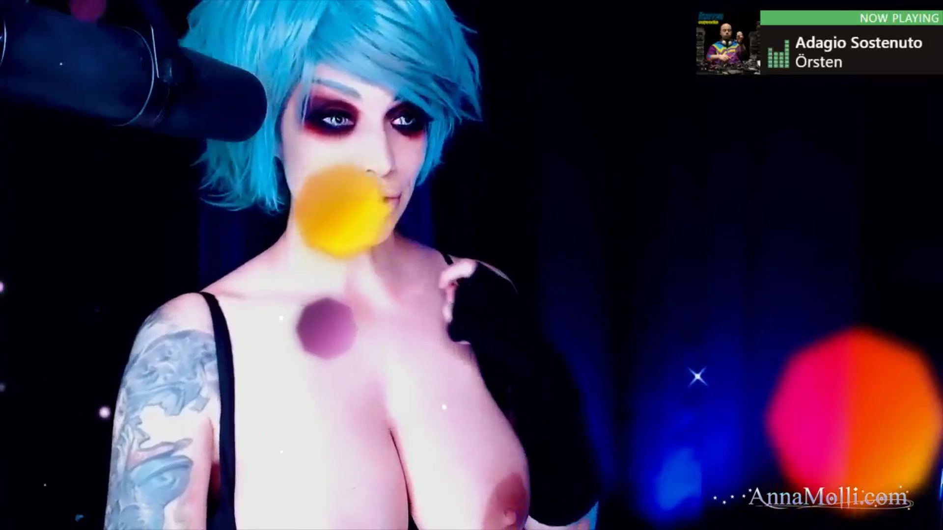 Gallery image thumbnail from AnnaMolli's myfreecams stream on, 10/26/2024, 03:51 image 13 of 20
