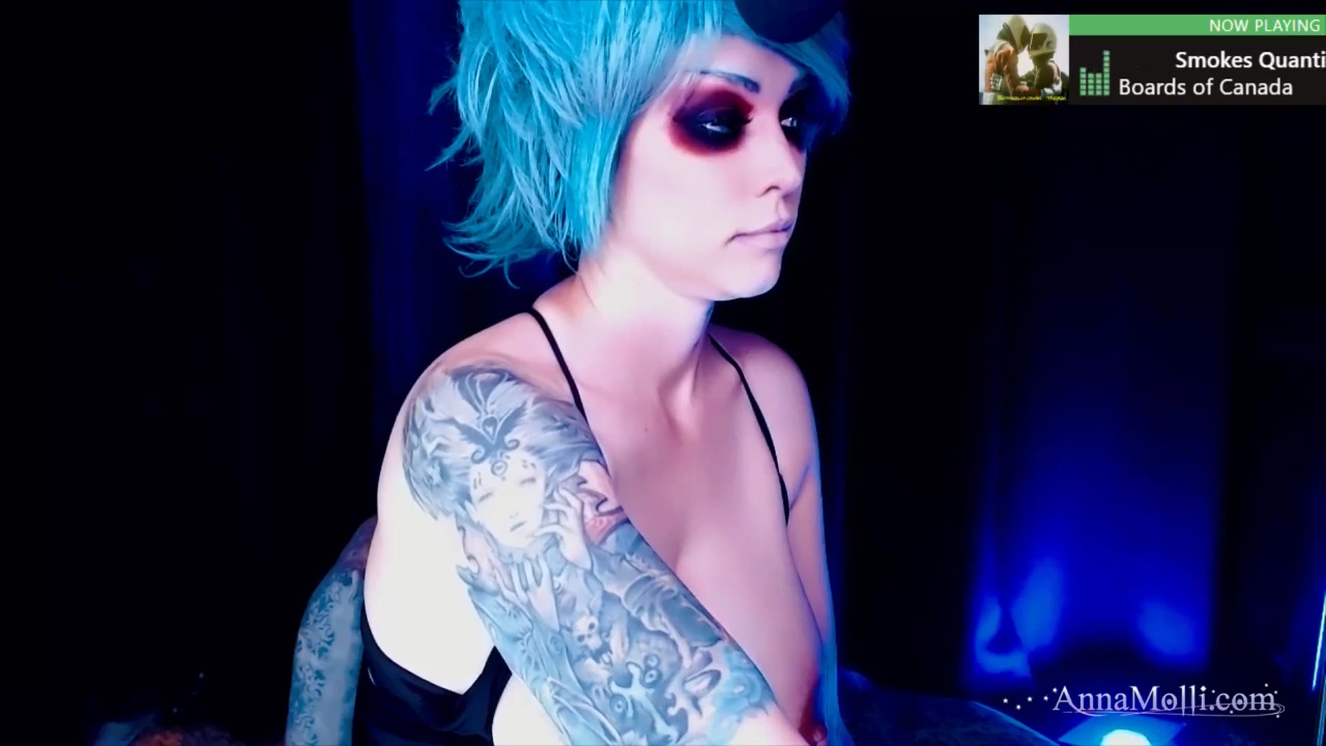 Gallery image thumbnail from AnnaMolli's myfreecams stream on, 10/31/2024, 04:38 image 20 of 20