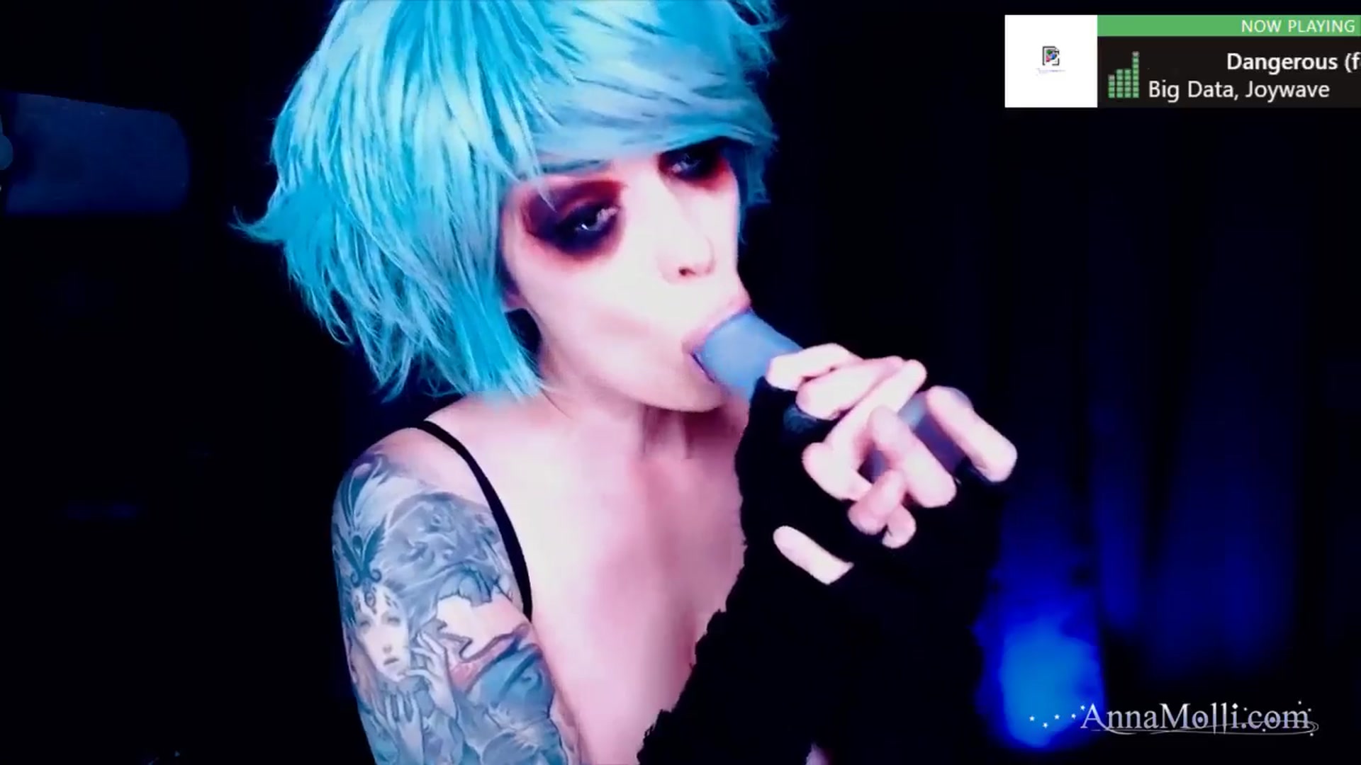 Gallery image thumbnail from AnnaMolli's myfreecams stream on, 11/01/2024, 04:09 image 17 of 20