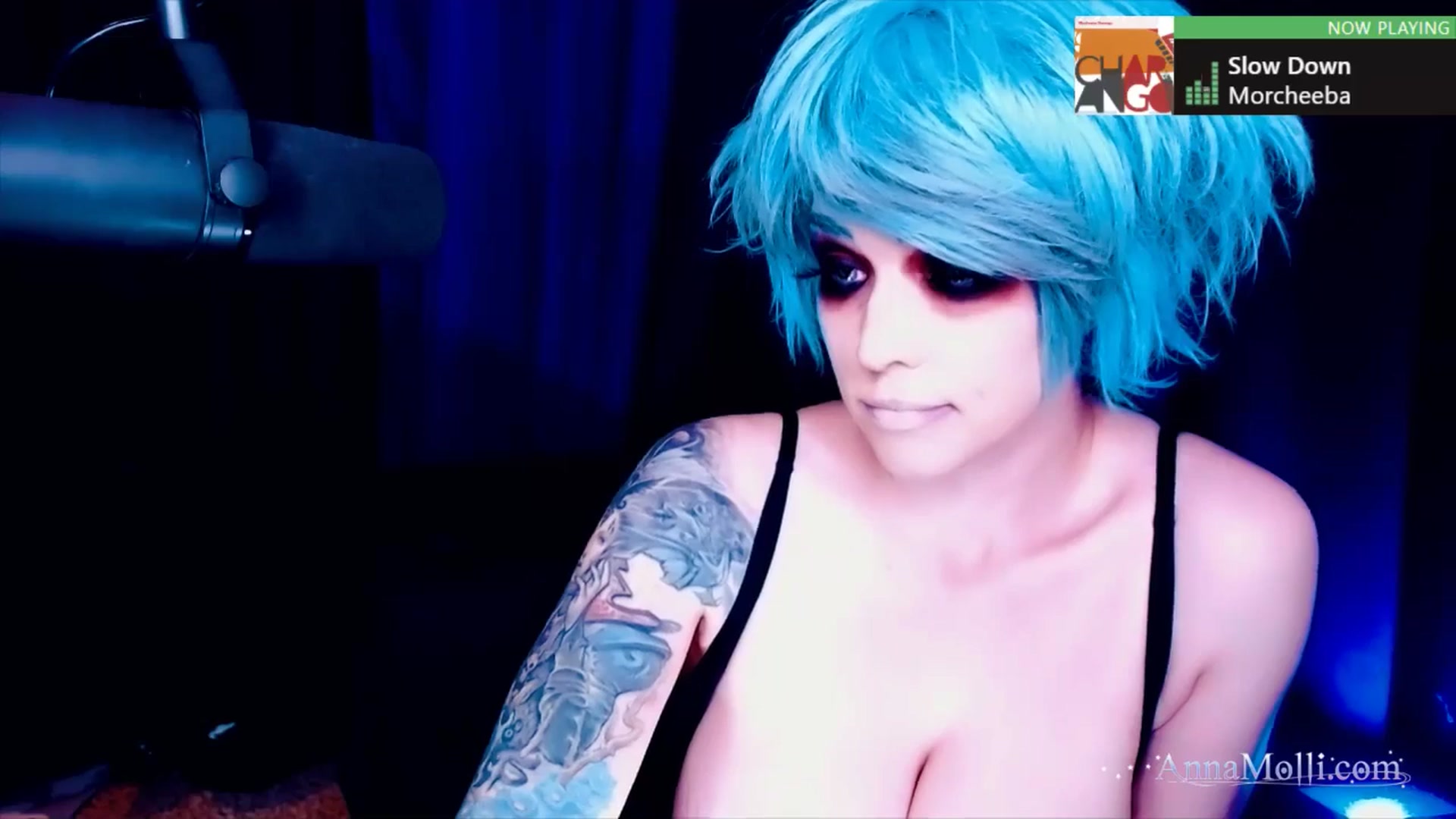 Gallery image thumbnail from AnnaMolli's myfreecams stream on, 11/14/2024, 05:02 image 10 of 20