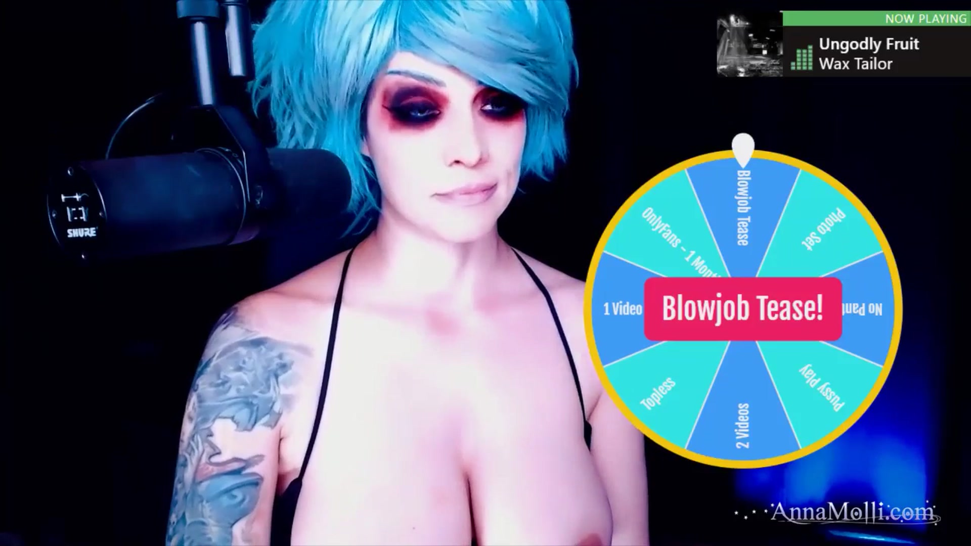 Gallery image thumbnail from AnnaMolli's myfreecams stream on, 12/07/2024, 05:05 image 6 of 20