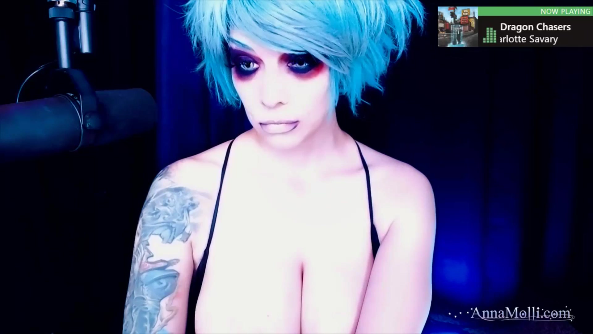 Gallery image thumbnail from AnnaMolli's myfreecams stream on, 12/22/2024, 05:07 image 9 of 20