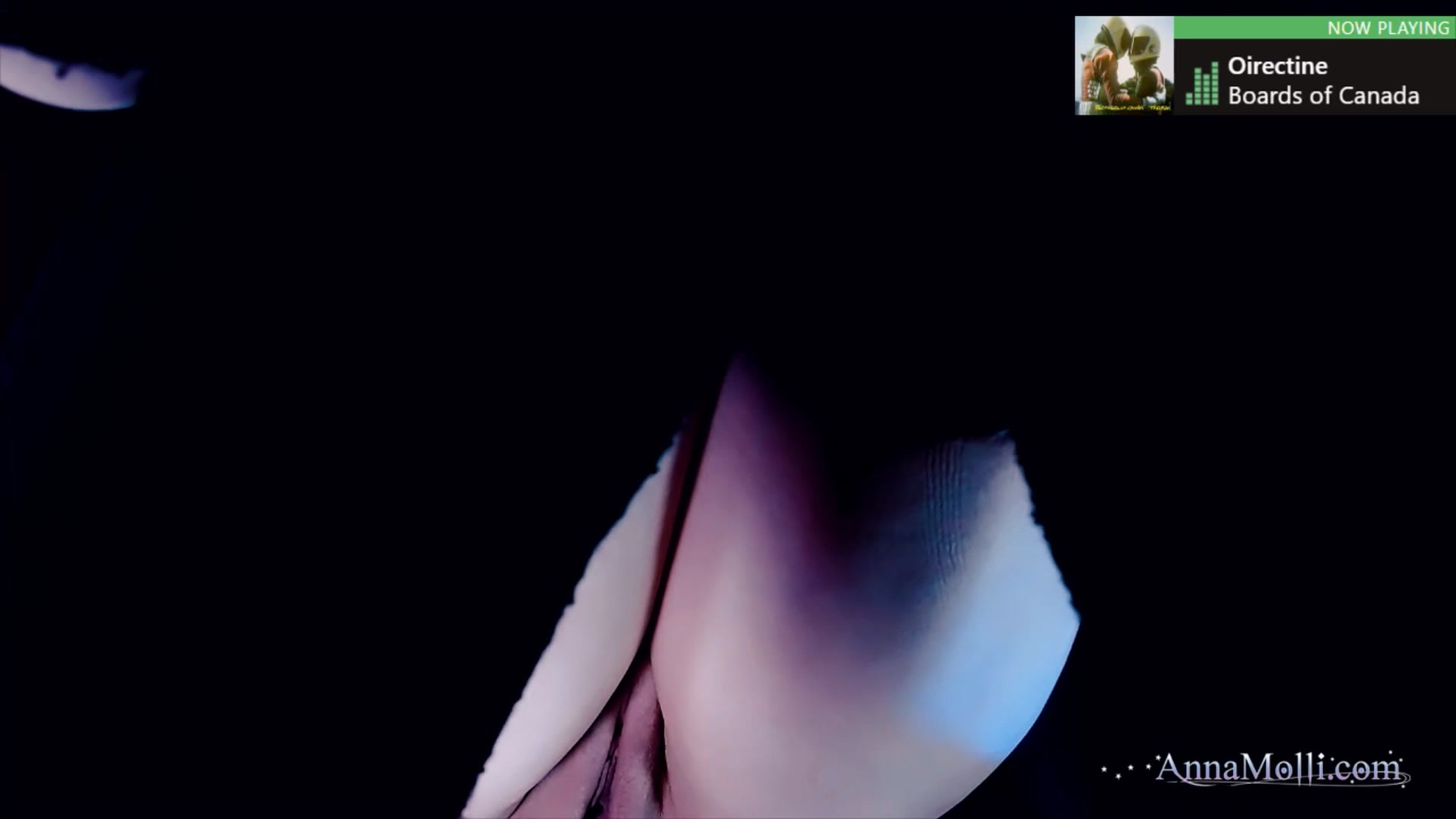 Gallery image thumbnail from AnnaMolli's myfreecams stream on, 12/28/2024, 04:58 image 8 of 20
