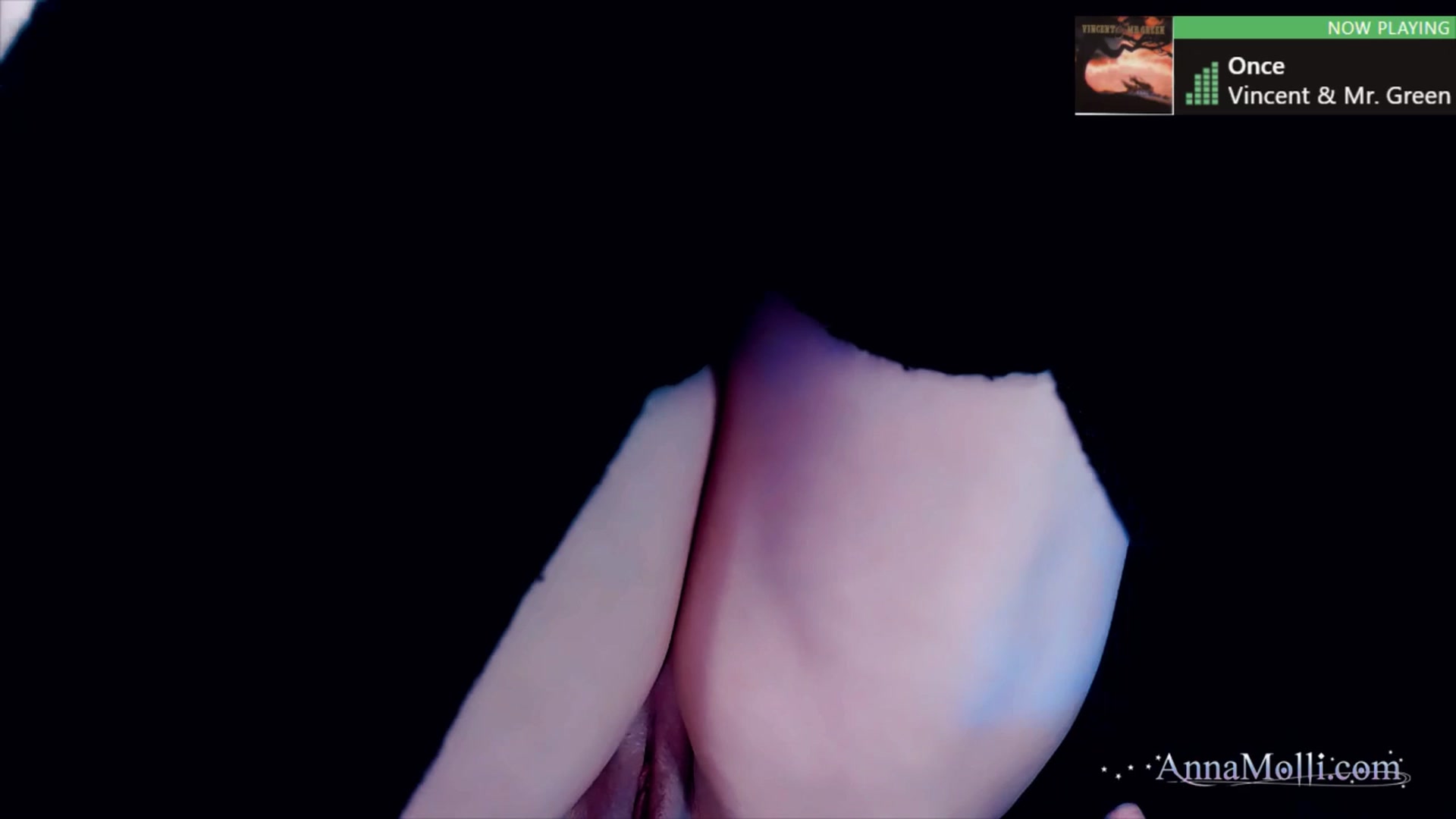 Gallery image thumbnail from AnnaMolli's myfreecams stream on, 01/02/2025, 05:12 image 14 of 20