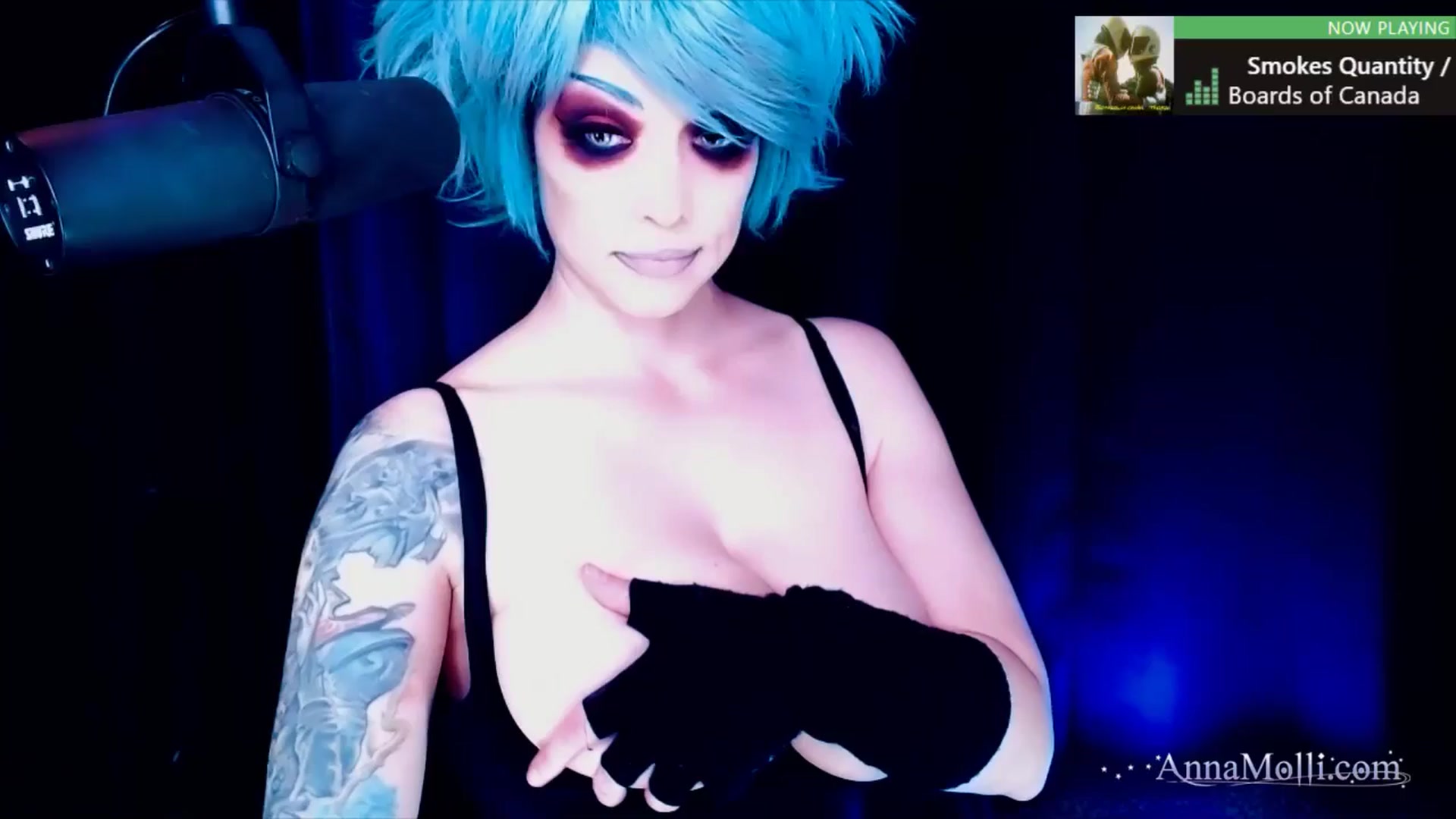Gallery image thumbnail from AnnaMolli's myfreecams stream on, 01/06/2025, 24:54 image 12 of 20