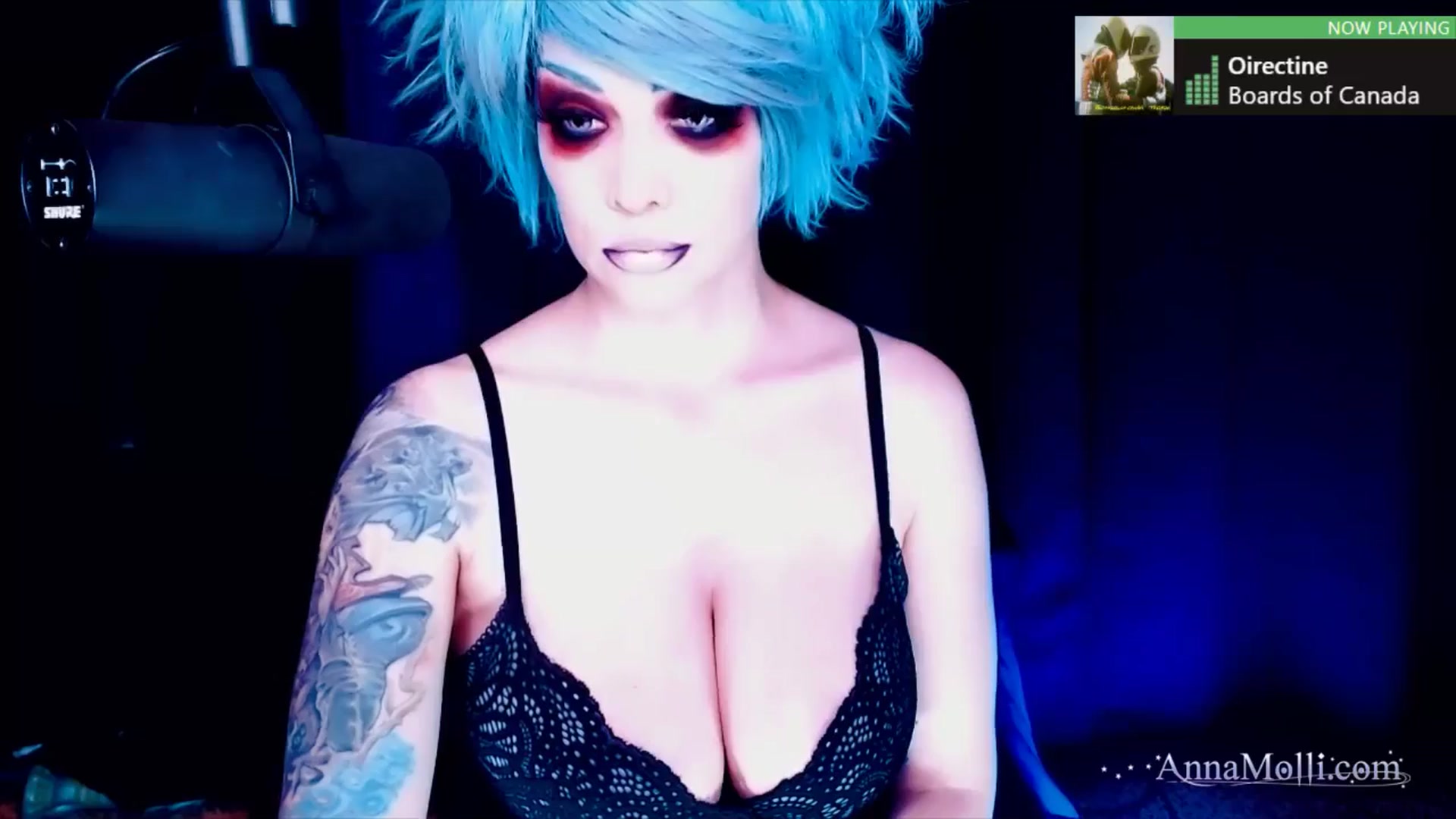 Gallery image thumbnail from AnnaMolli's myfreecams stream on, 01/13/2025, 24:00 image 6 of 20