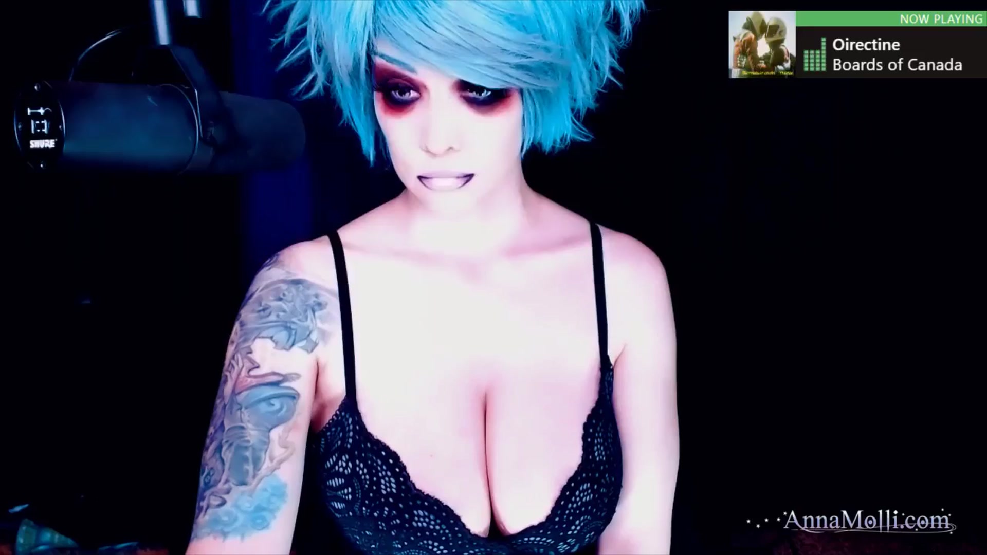 Gallery image thumbnail from AnnaMolli's myfreecams stream on, 01/13/2025, 24:00 image 9 of 20