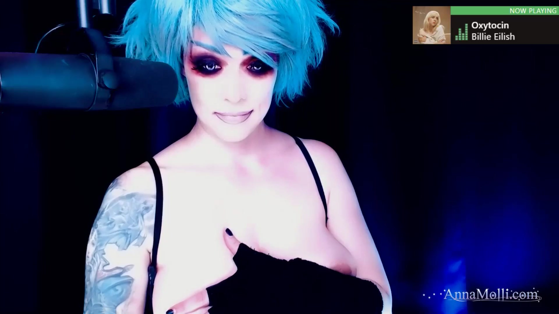 Gallery image thumbnail from AnnaMolli's myfreecams stream on, 02/01/2025, 05:06 image 13 of 20