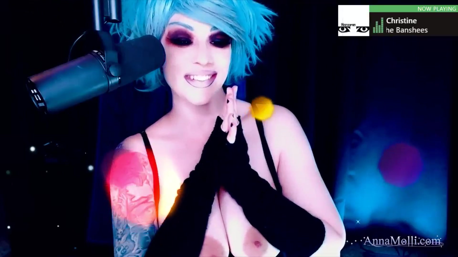 Gallery image thumbnail from AnnaMolli's myfreecams stream on, 02/15/2025, 04:47 image 19 of 20