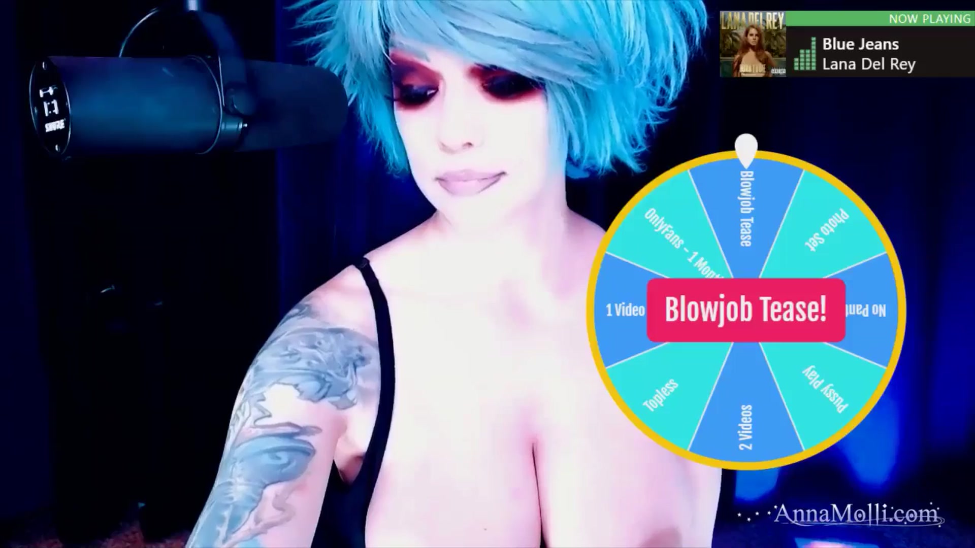 Gallery image thumbnail from AnnaMolli's myfreecams stream on, 02/17/2025, 04:48 image 12 of 20
