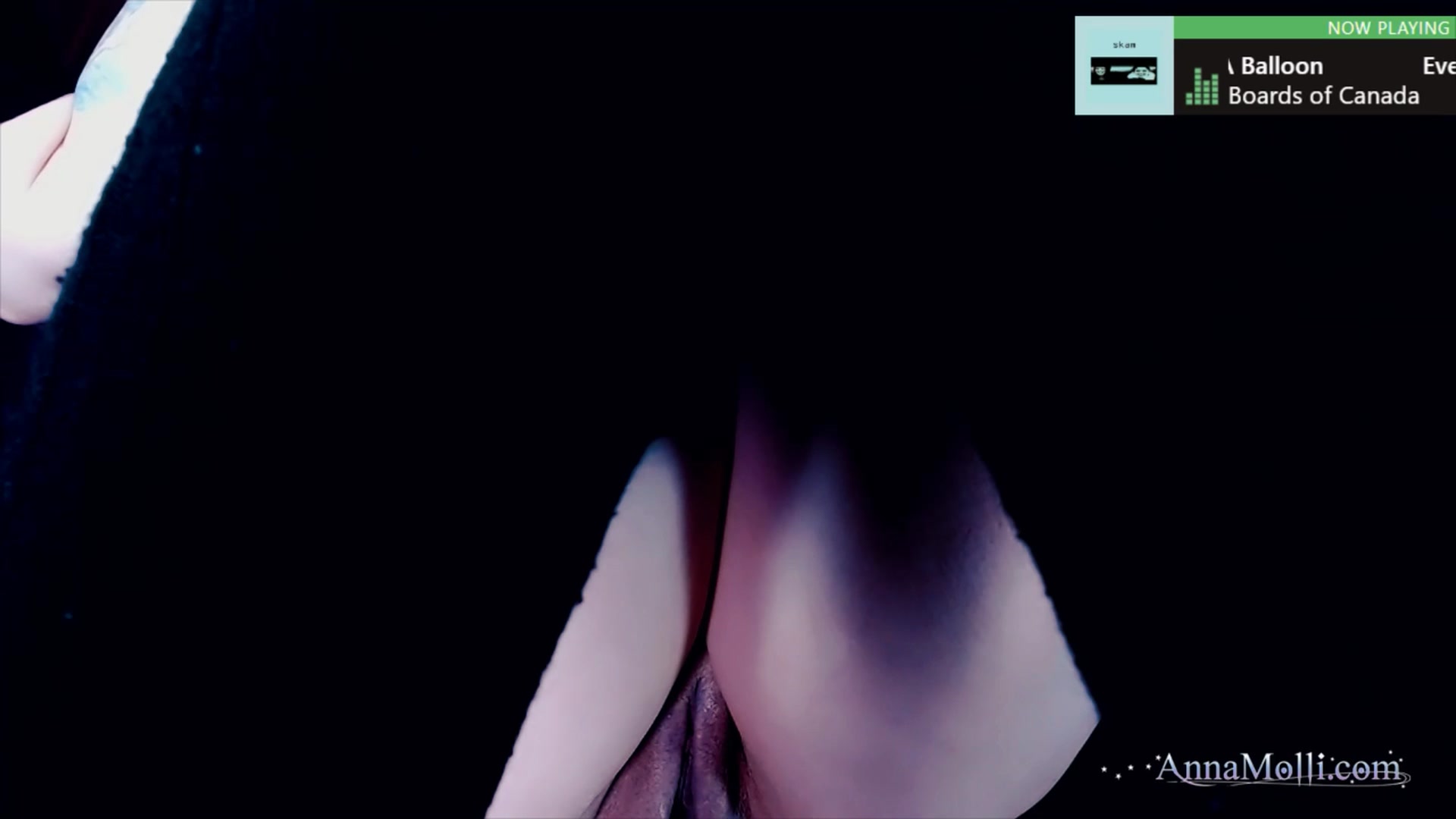 Gallery image thumbnail from AnnaMolli's myfreecams stream on, 02/20/2025, 05:12 image 17 of 20