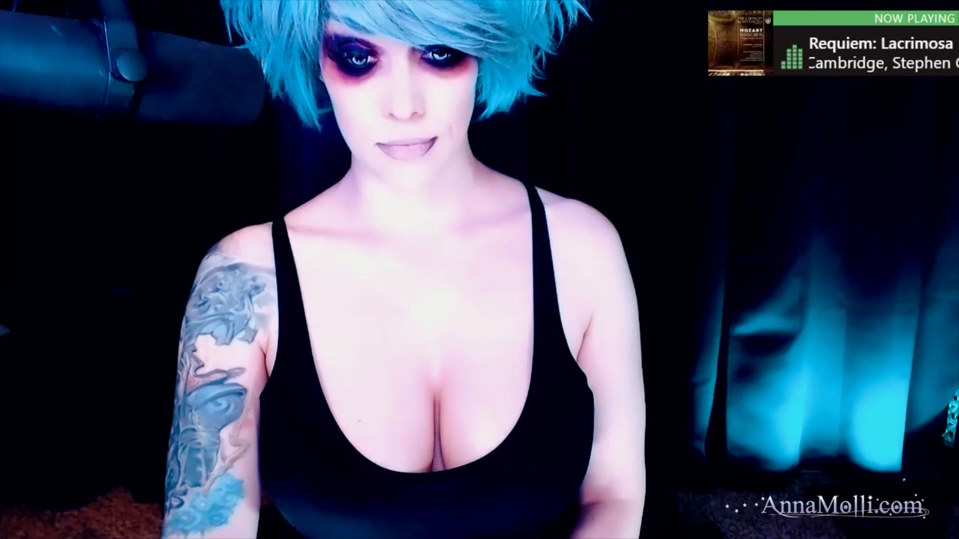 Gallery image thumbnail from AnnaMolli's myfreecams stream on, 03/01/2025, 04:55 image 1 of 20
