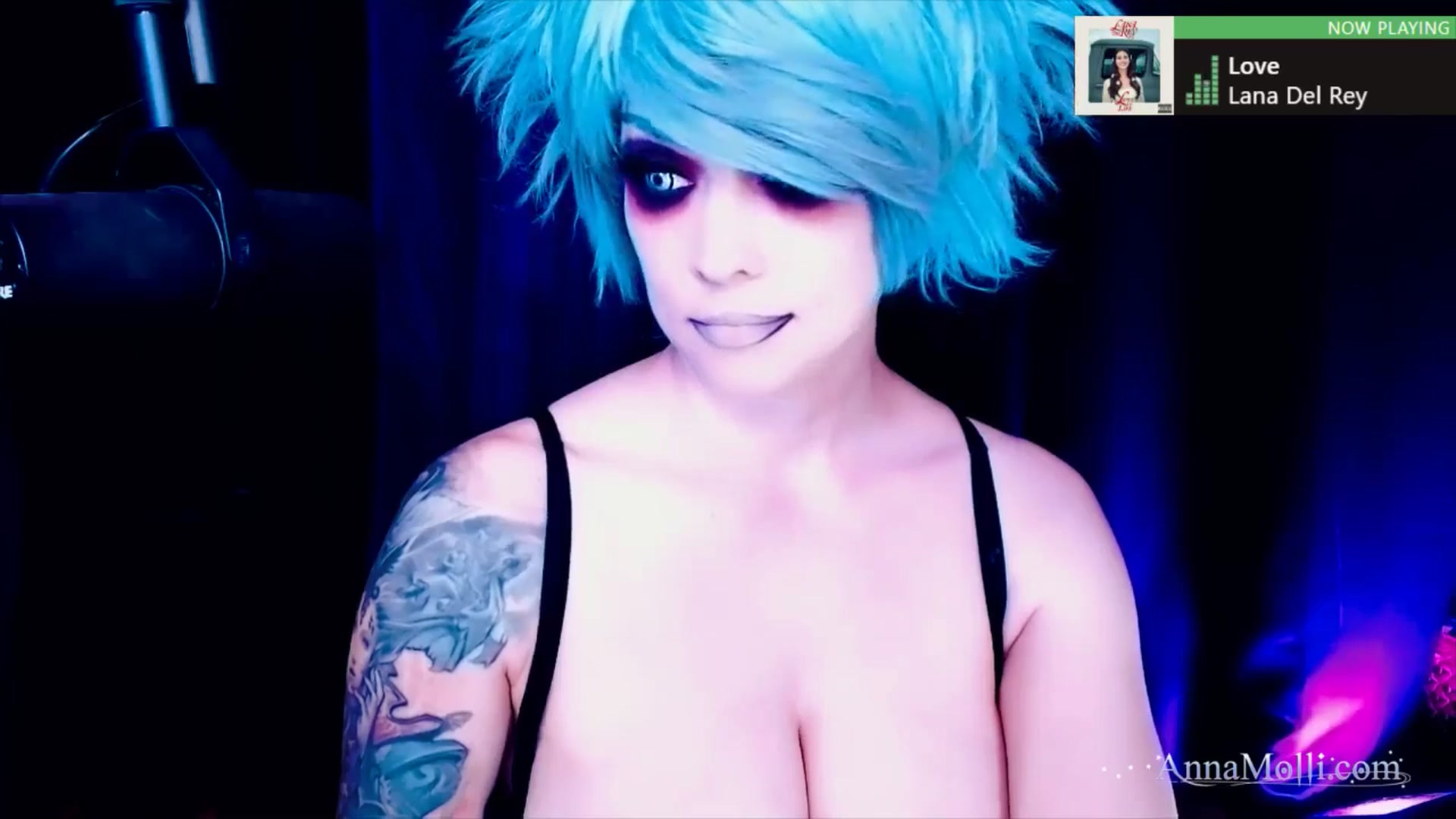 Gallery image thumbnail from AnnaMolli's myfreecams stream on, 03/03/2025, 03:52 image 20 of 20