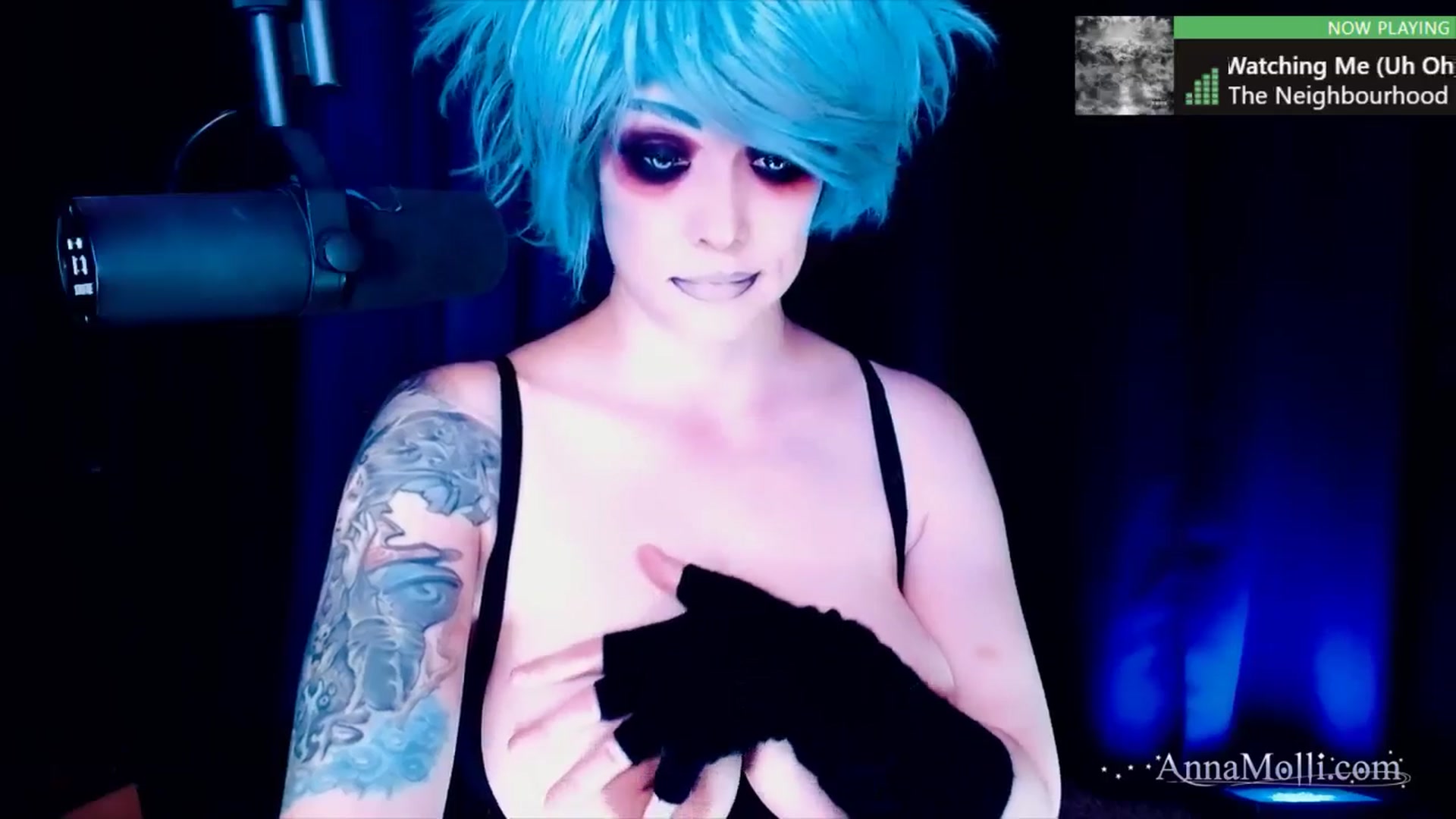 Gallery image thumbnail from AnnaMolli's myfreecams stream on, 03/26/2025, 04:05 image 17 of 20