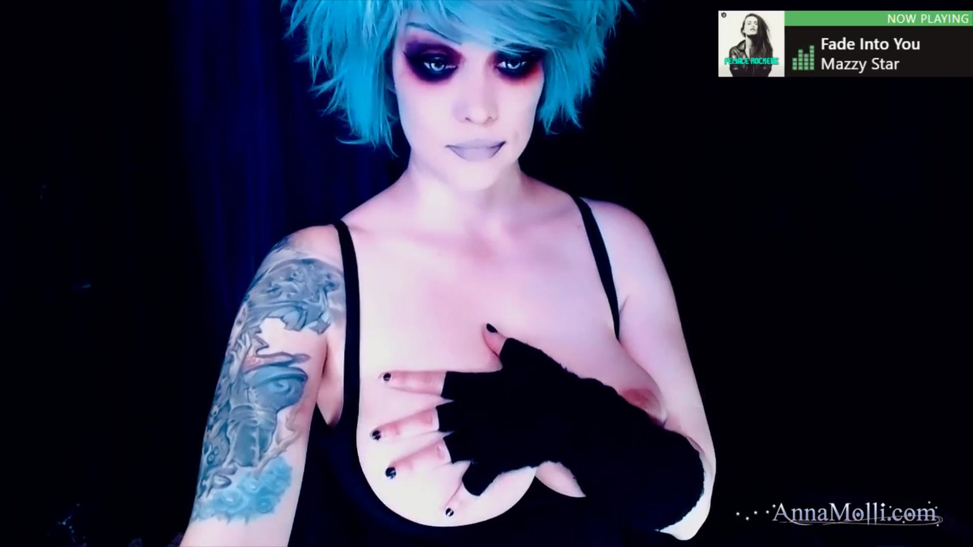 Gallery image thumbnail from AnnaMolli's myfreecams stream on, 04/03/2025, 04:05 image 14 of 20