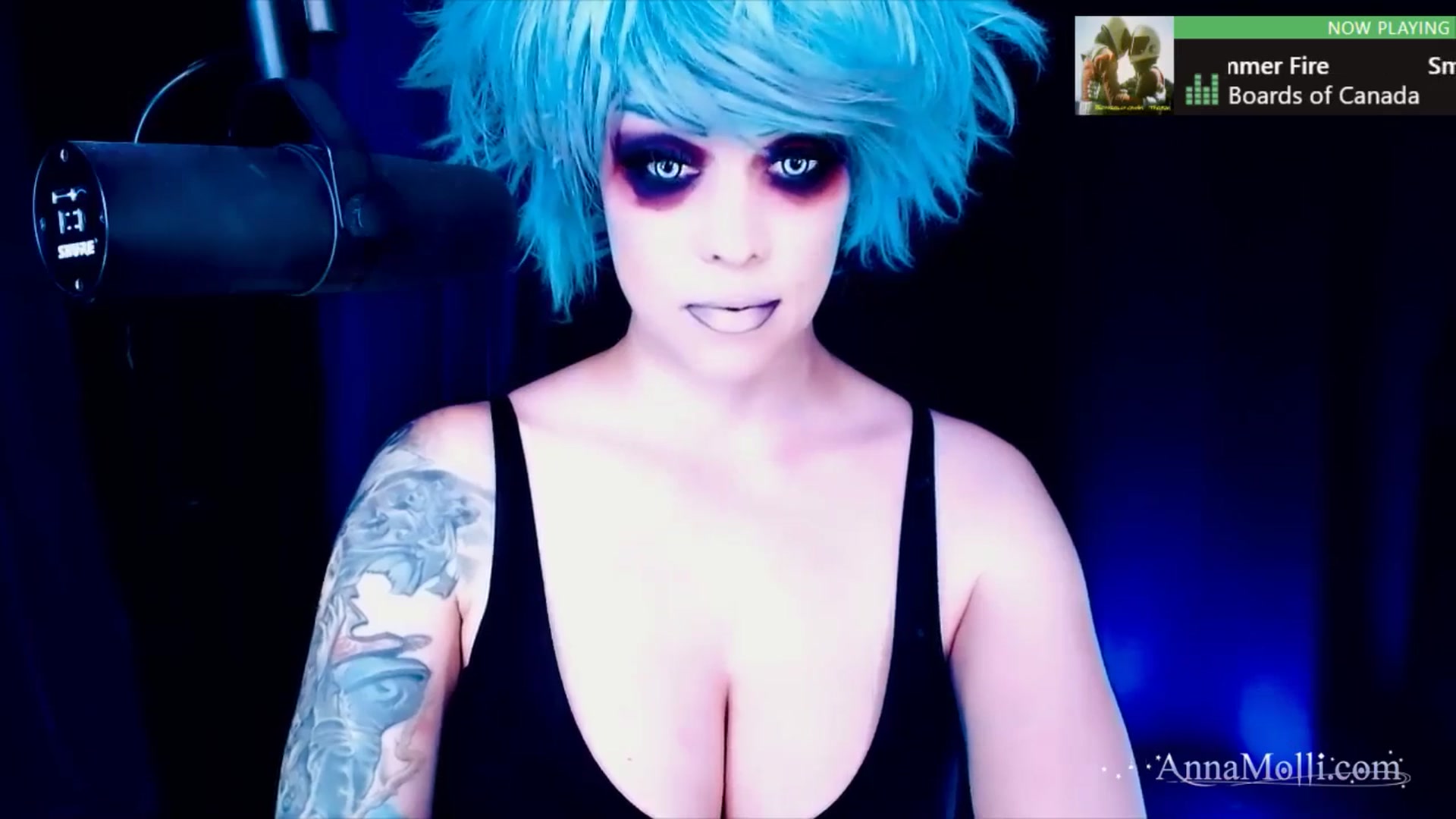 Gallery image thumbnail from AnnaMolli's myfreecams stream on, 04/13/2025, 04:08 image 2 of 20