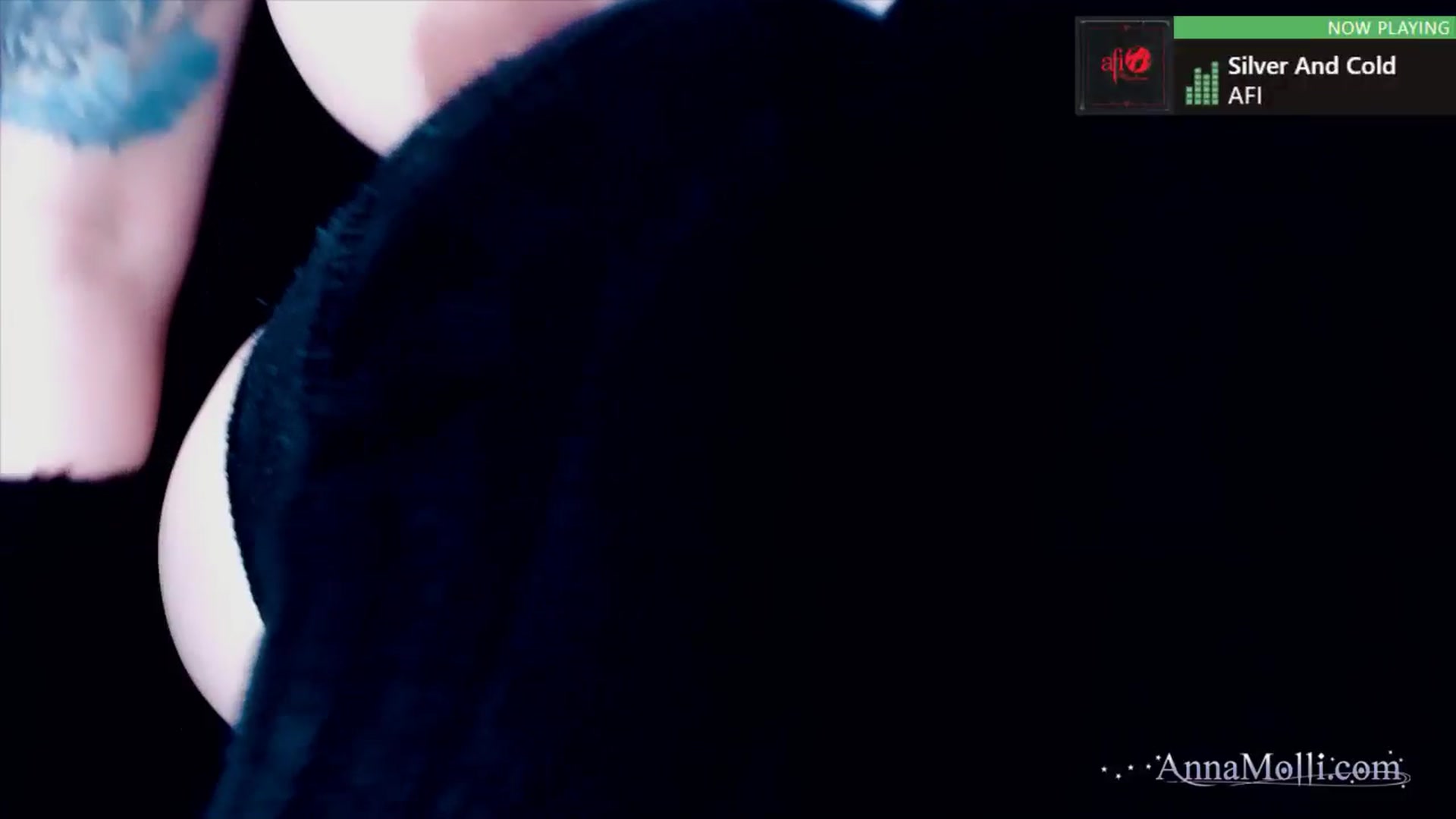 Gallery image thumbnail from AnnaMolli's myfreecams stream on, 05/22/2025, 04:09 image 6 of 20
