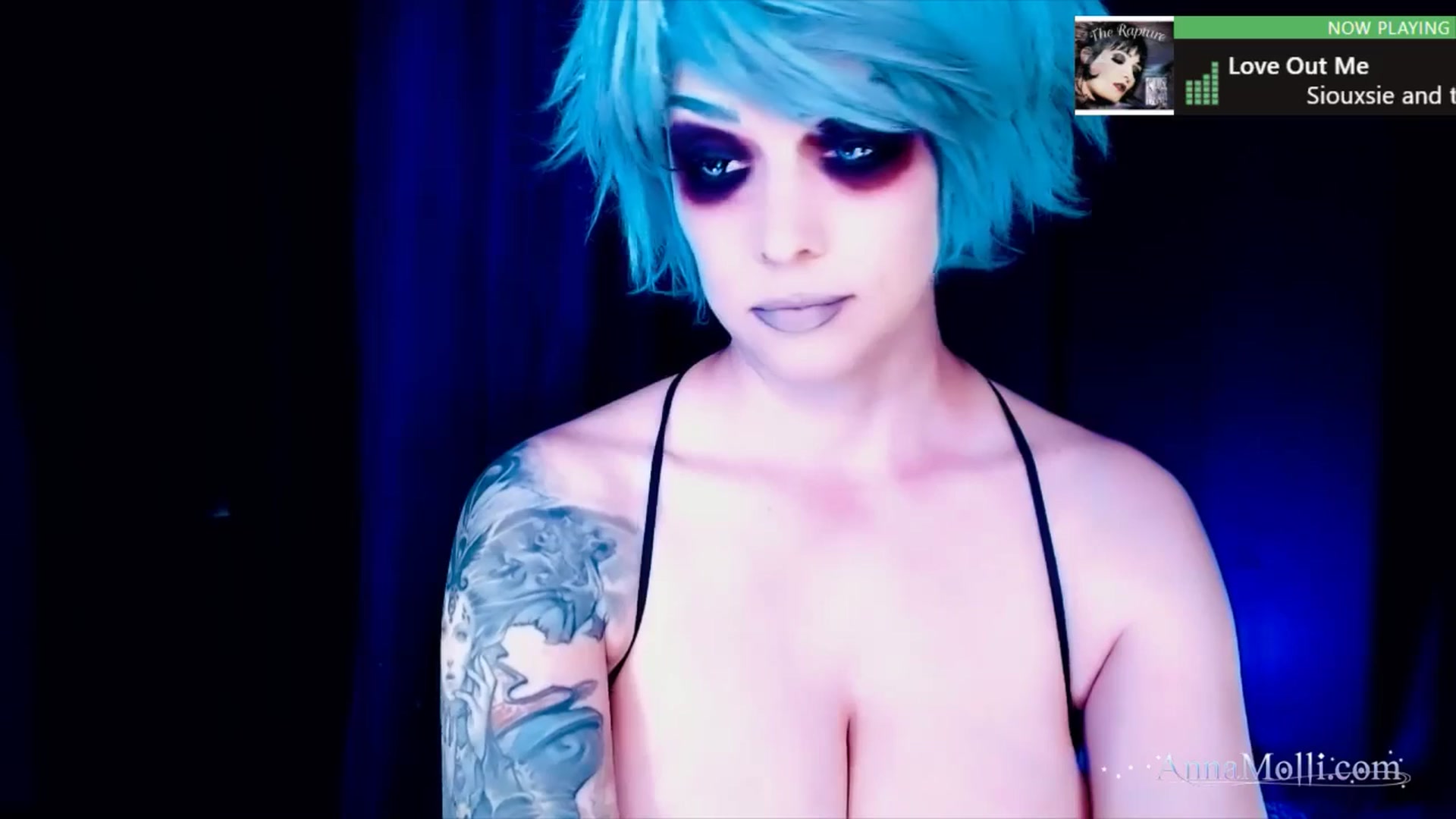 Gallery image thumbnail from AnnaMolli's myfreecams stream on, 05/22/2025, 04:09 image 3 of 20