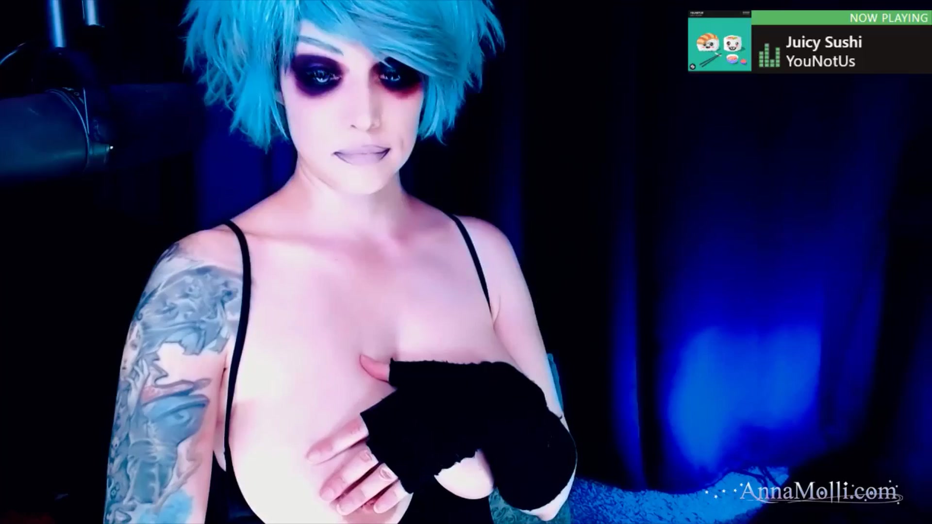 Gallery image thumbnail from AnnaMolli's myfreecams stream on, 06/01/2025, 03:57 image 6 of 20