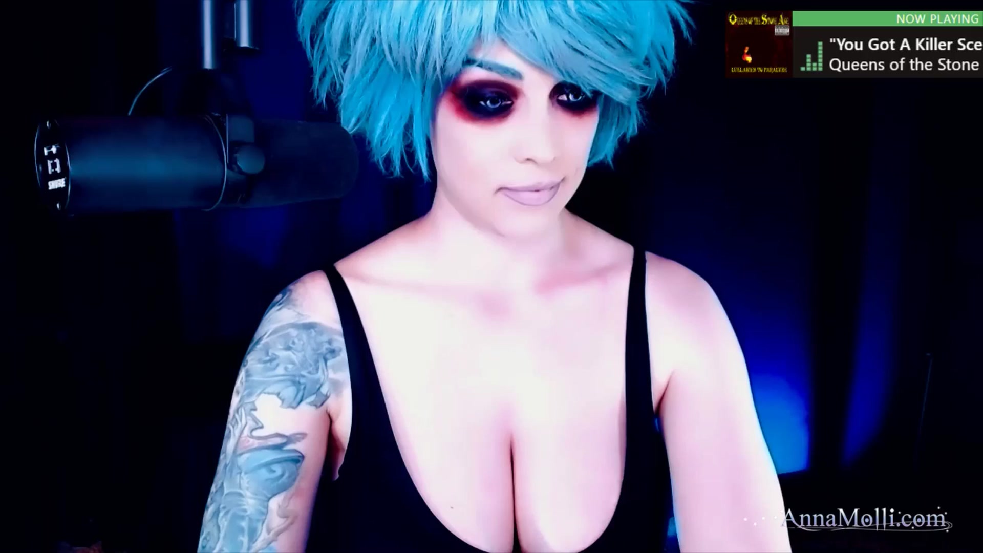 Gallery image thumbnail from AnnaMolli's myfreecams stream on, 07/30/2025, 04:07 image 1 of 20