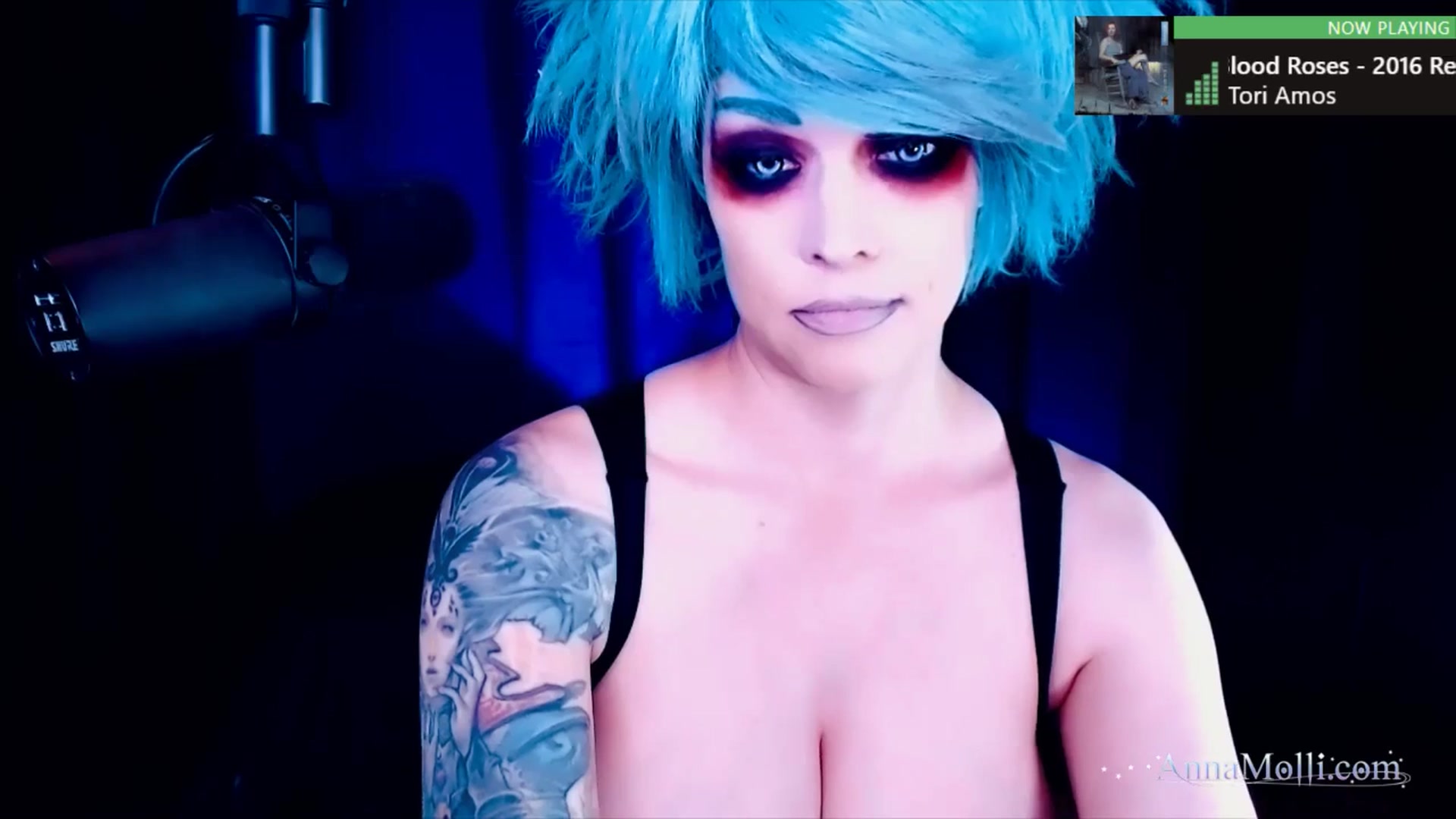 Gallery image thumbnail from AnnaMolli's myfreecams stream on, 08/09/2025, 03:52 image 7 of 20