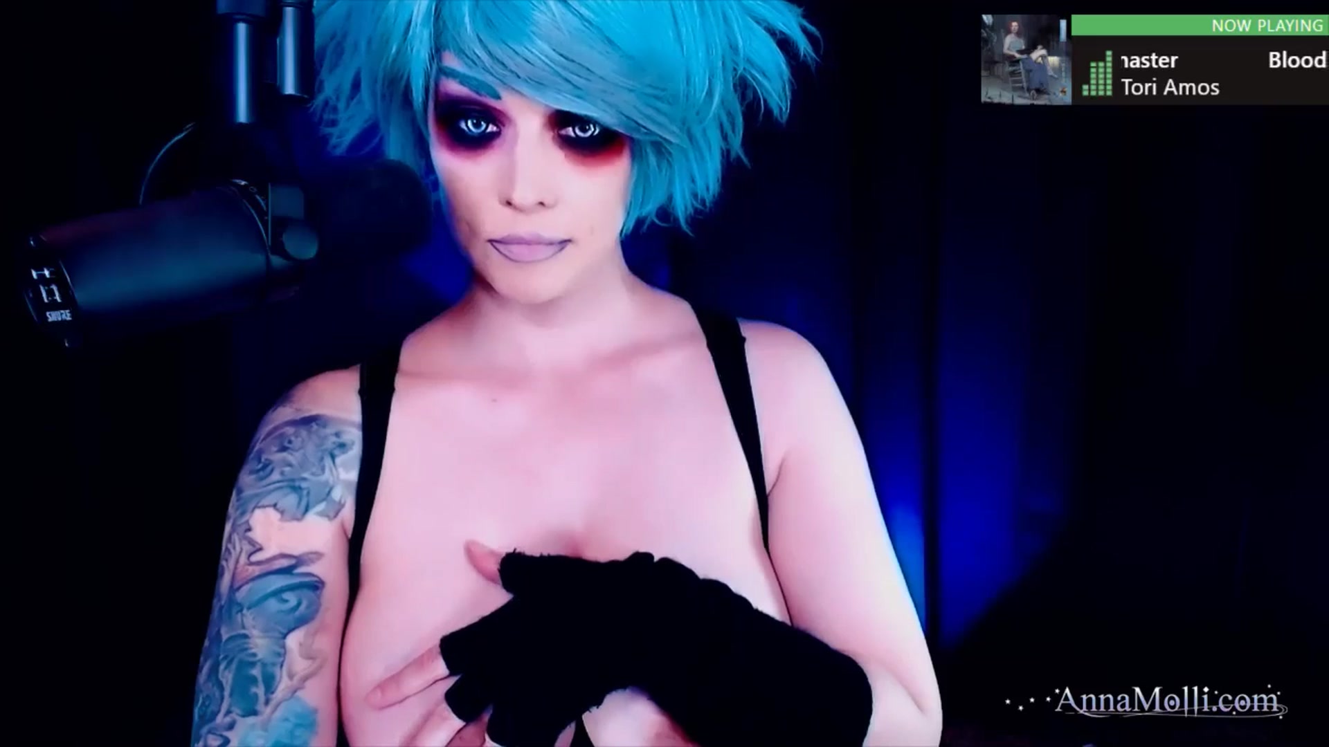 Gallery image thumbnail from AnnaMolli's myfreecams stream on, 08/09/2025, 03:52 image 8 of 20