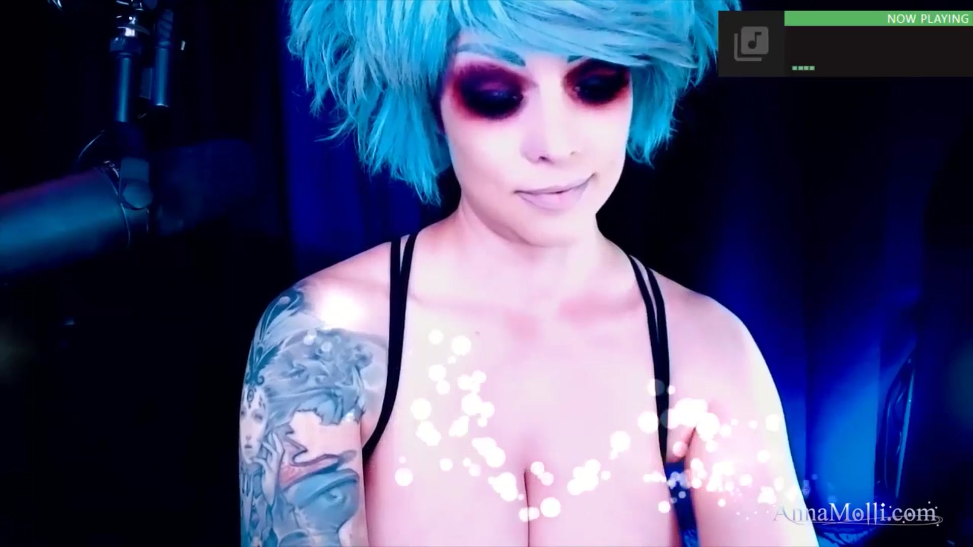 Gallery image thumbnail from AnnaMolli's myfreecams stream on, 08/16/2025, 03:59 image 6 of 20