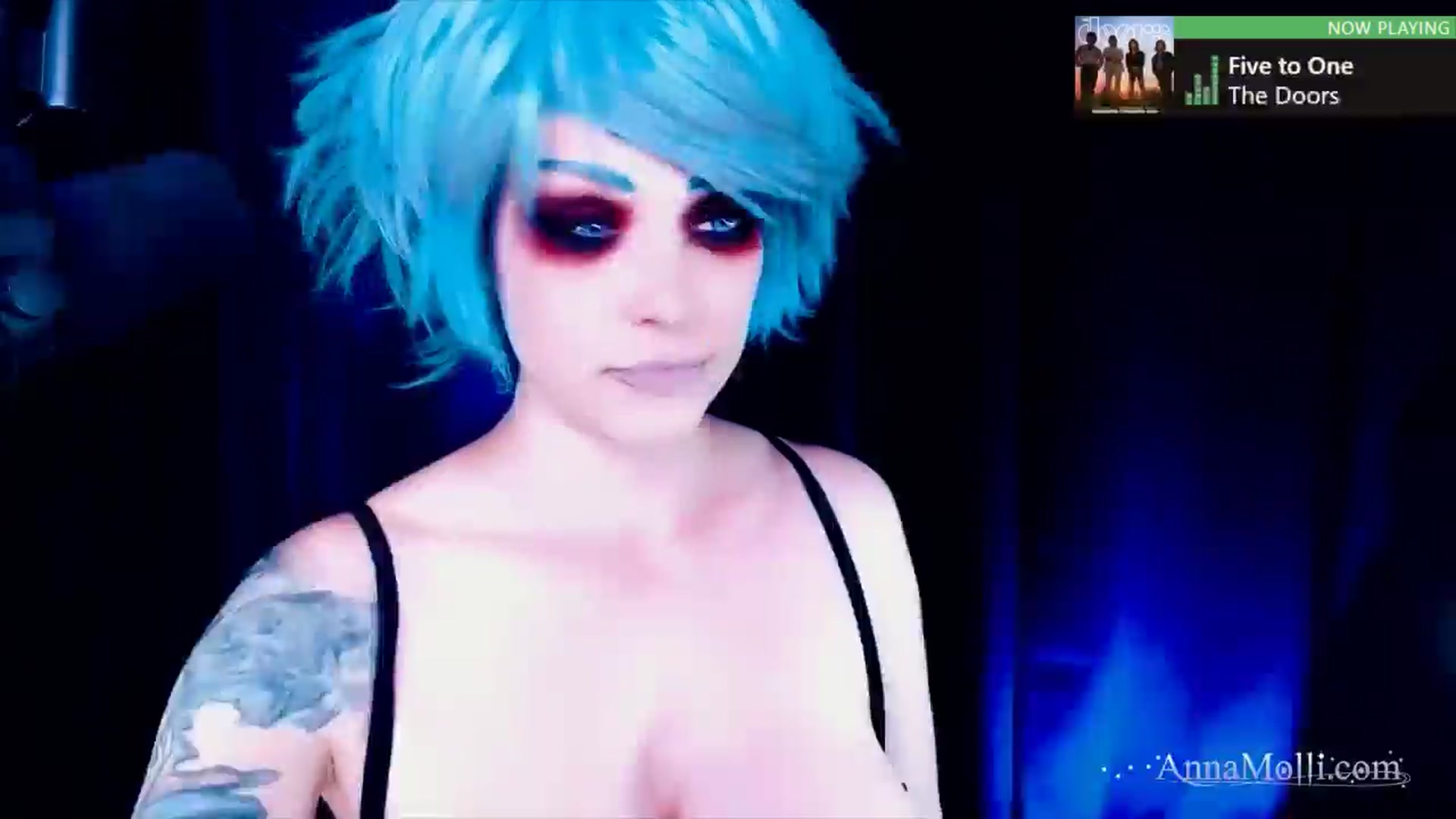 Gallery image thumbnail from AnnaMolli's myfreecams stream on, 08/29/2025, 04:03 image 8 of 20