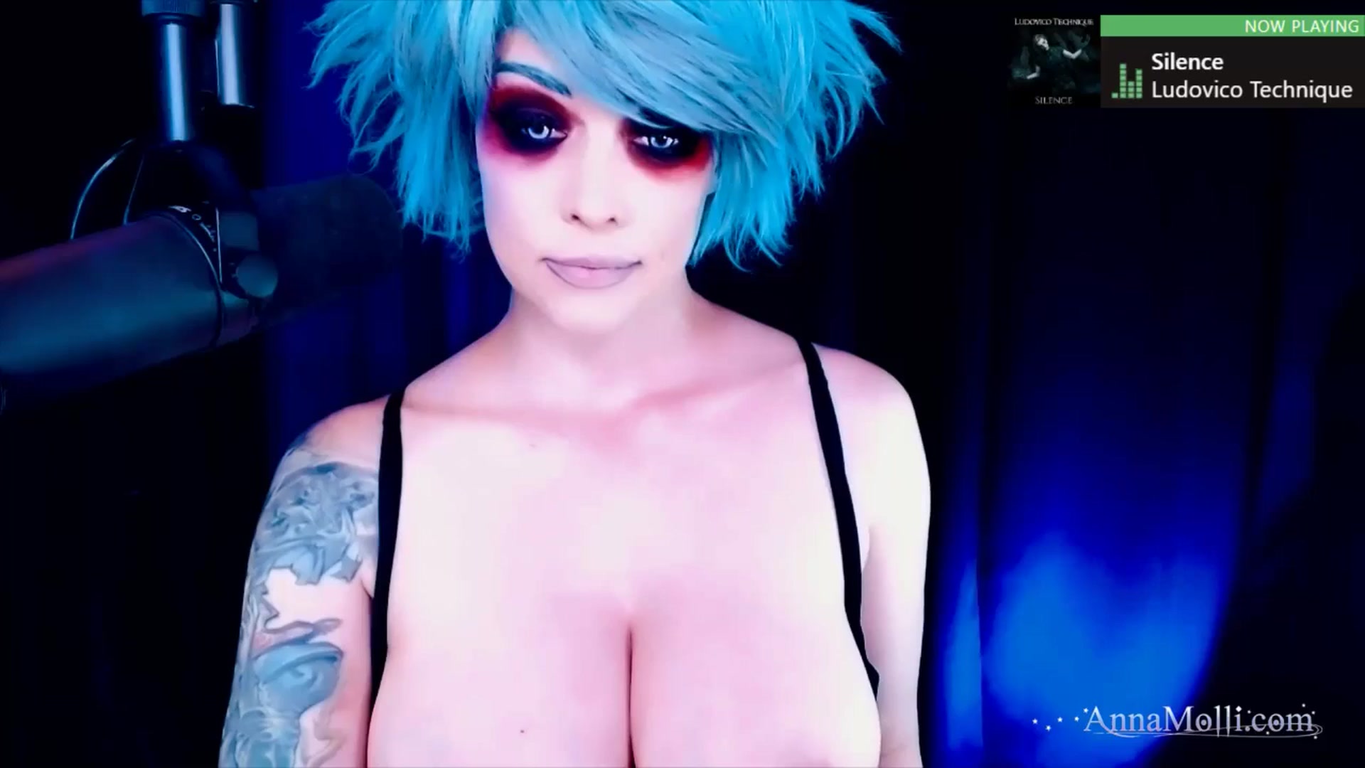 Gallery image thumbnail from AnnaMolli's myfreecams stream on, 08/31/2025, 04:05 image 20 of 20