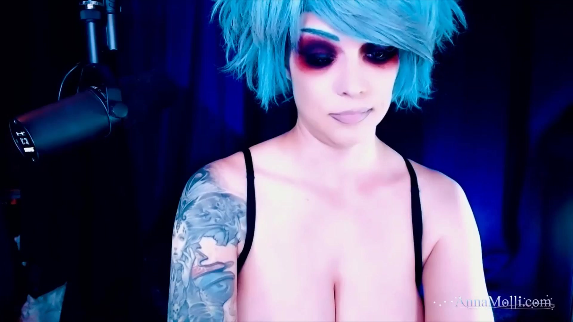 Gallery image thumbnail from AnnaMolli's myfreecams stream on, 09/06/2025, 03:58 image 1 of 20
