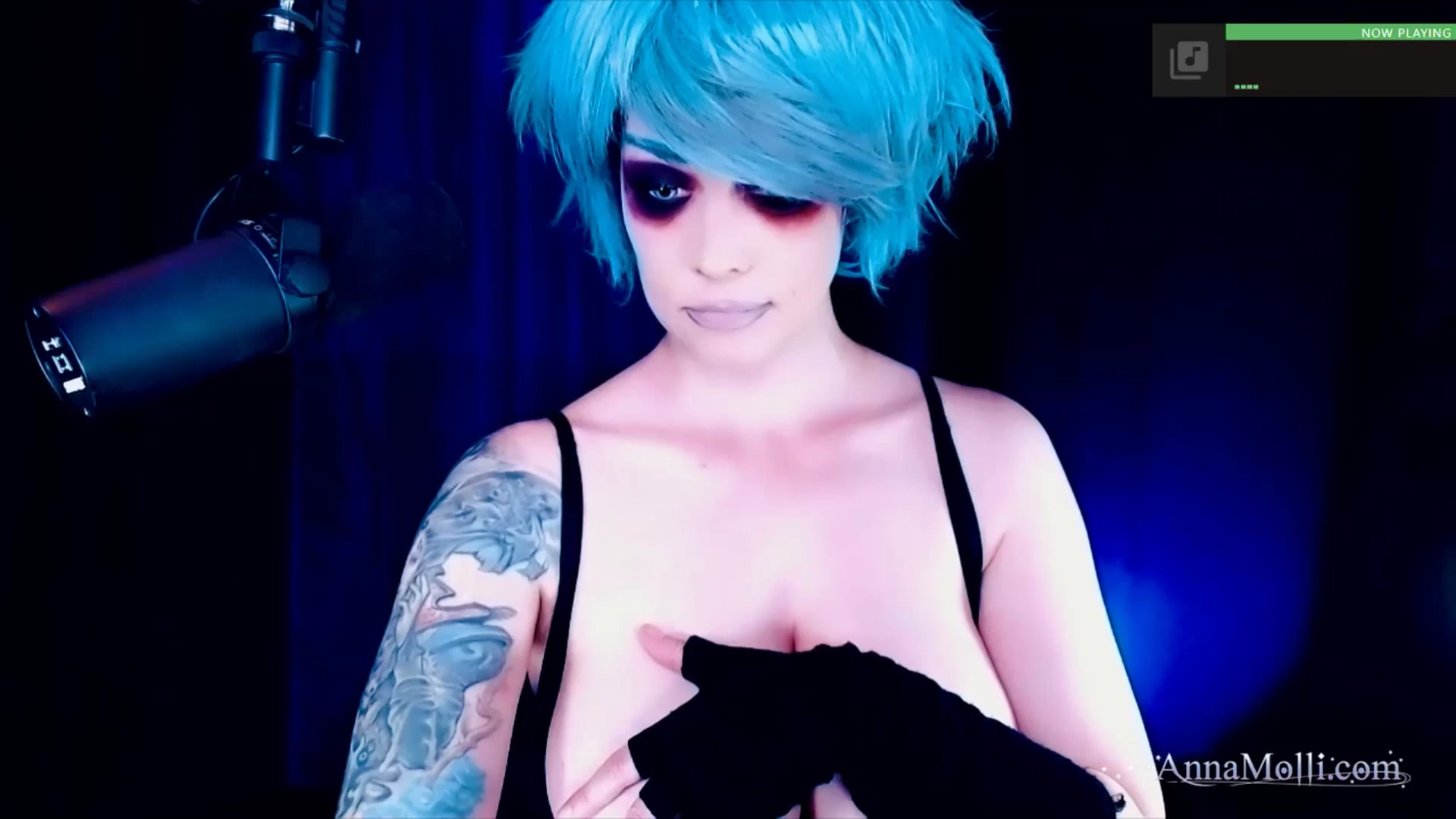 Gallery image thumbnail from AnnaMolli's myfreecams stream on, 09/14/2025, 04:05 image 20 of 20