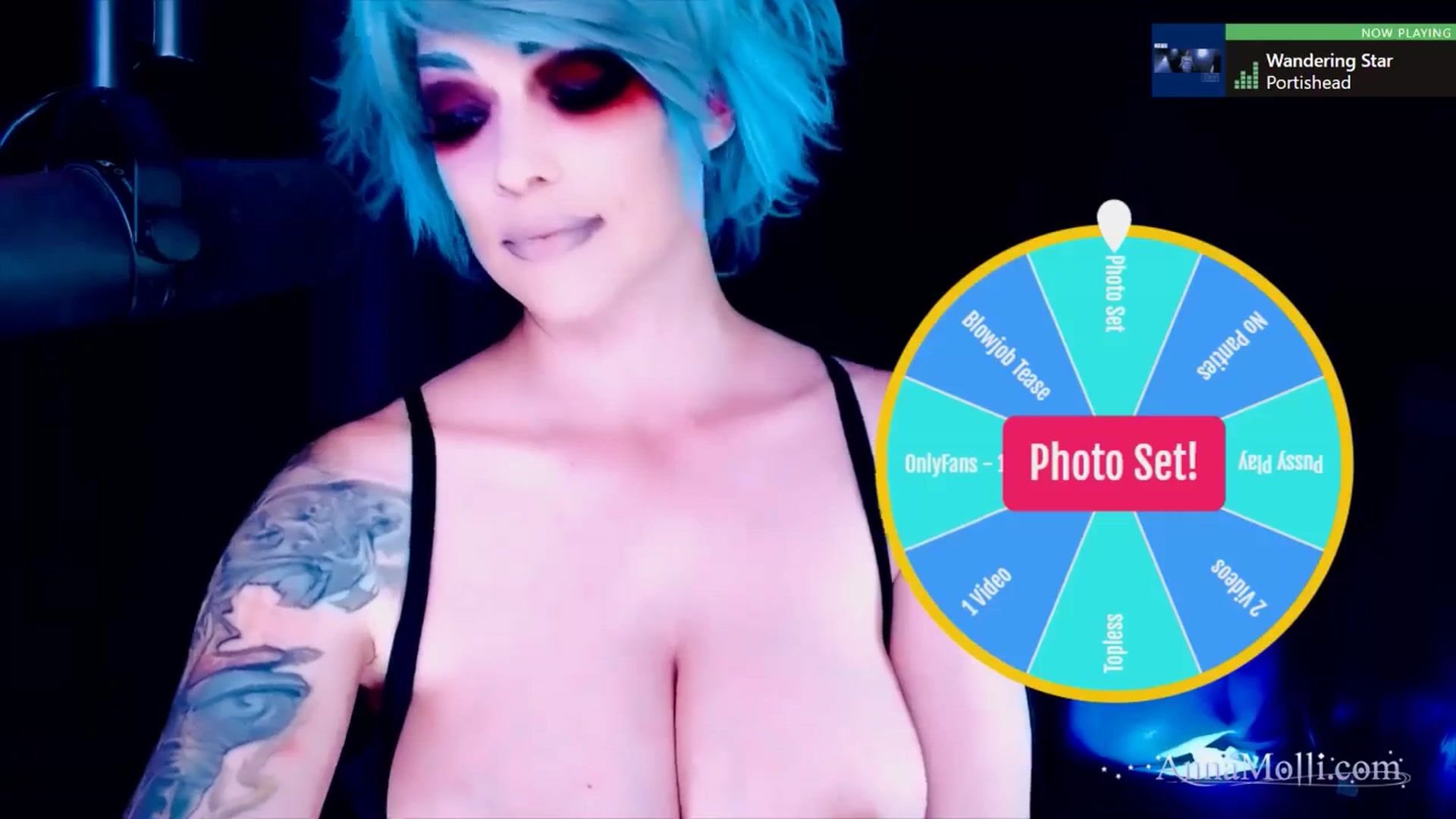 Gallery image thumbnail from AnnaMolli's myfreecams stream on, 10/13/2025, 03:57 image 14 of 20