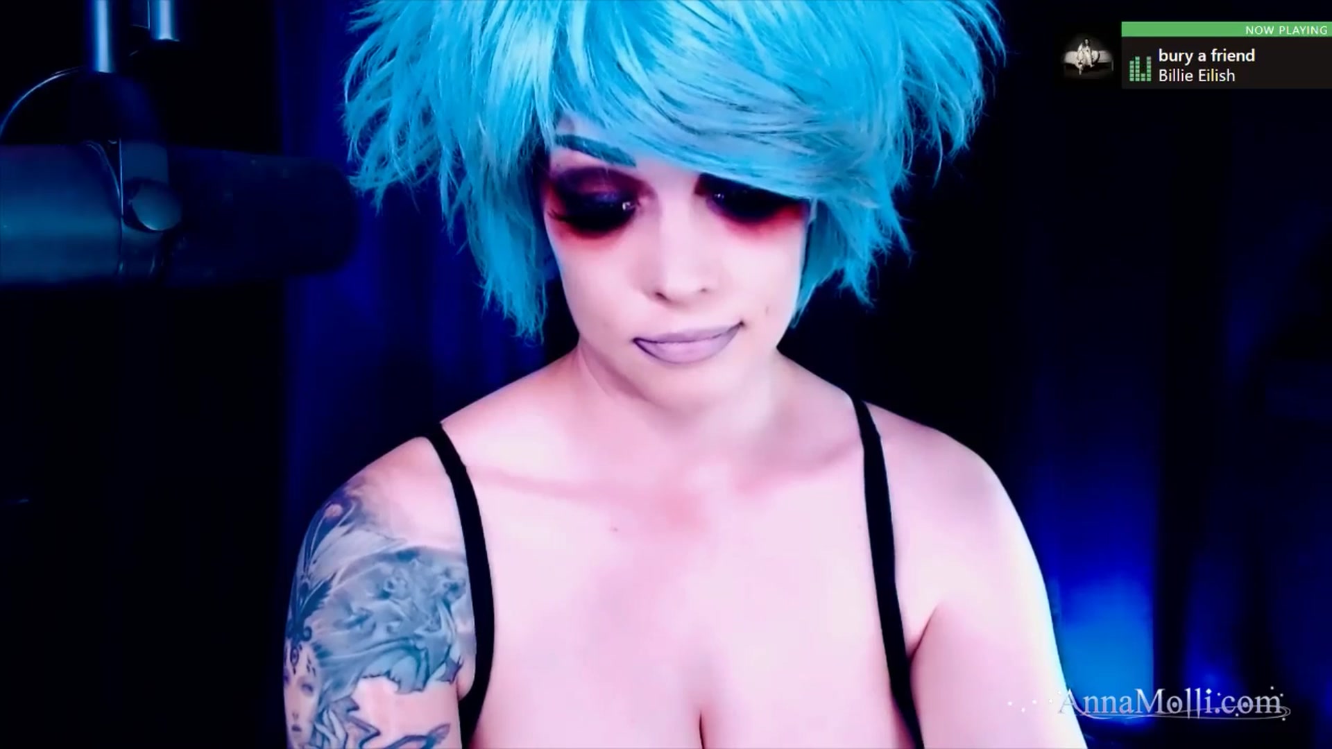 Gallery image thumbnail from AnnaMolli's myfreecams stream on, 10/16/2025, 04:04 image 16 of 20