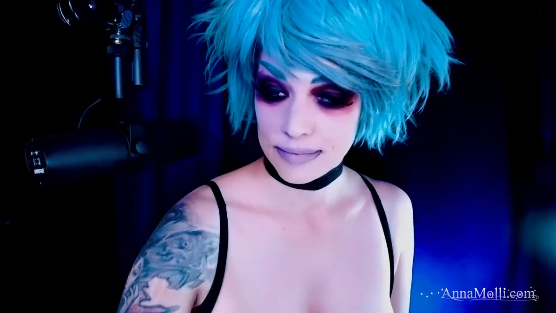 Gallery image thumbnail from AnnaMolli's myfreecams stream on, 12/28/2025, 05:13 image 18 of 20
