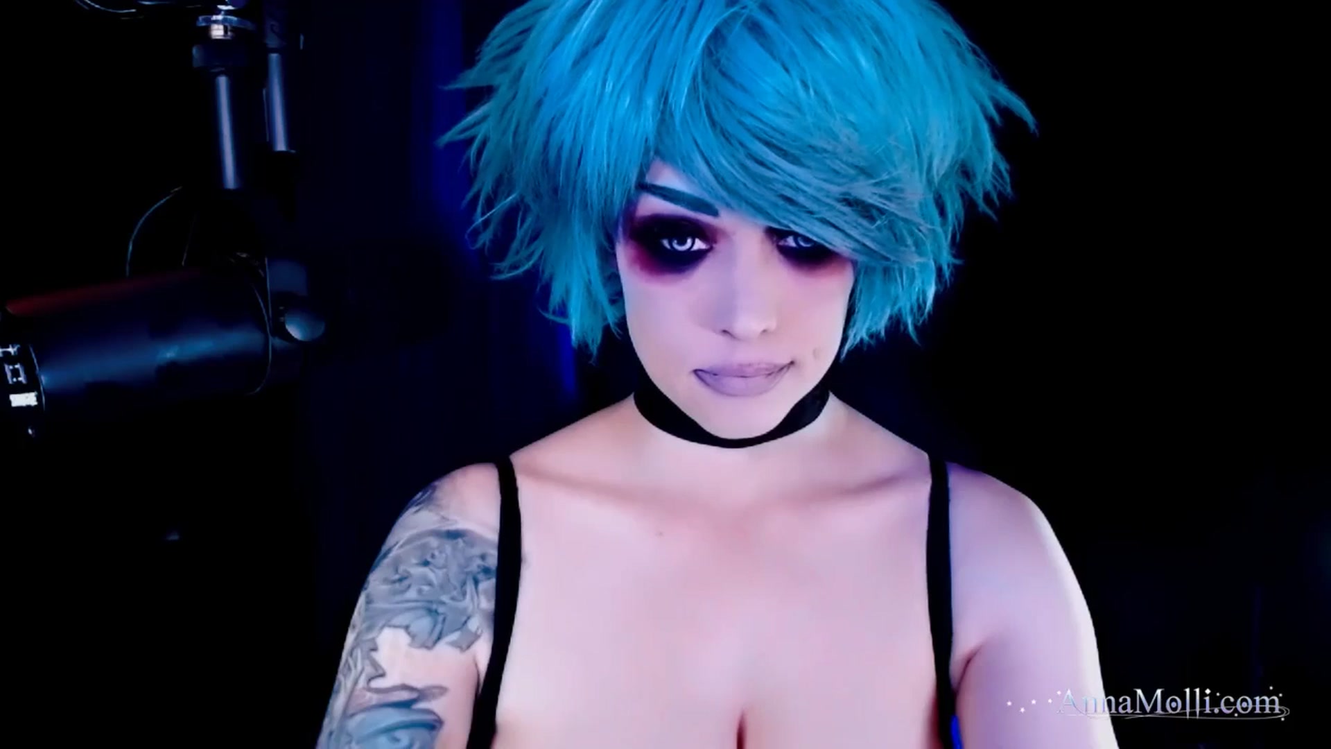 Gallery image thumbnail from AnnaMolli's myfreecams stream on, 01/27/2026, 05:22 image 12 of 20