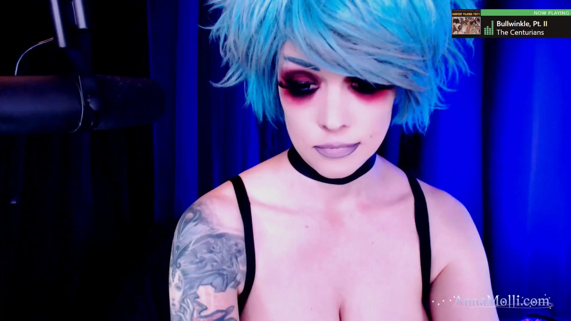 Gallery image thumbnail from AnnaMolli's myfreecams stream on, 02/16/2026, 05:34 image 16 of 20