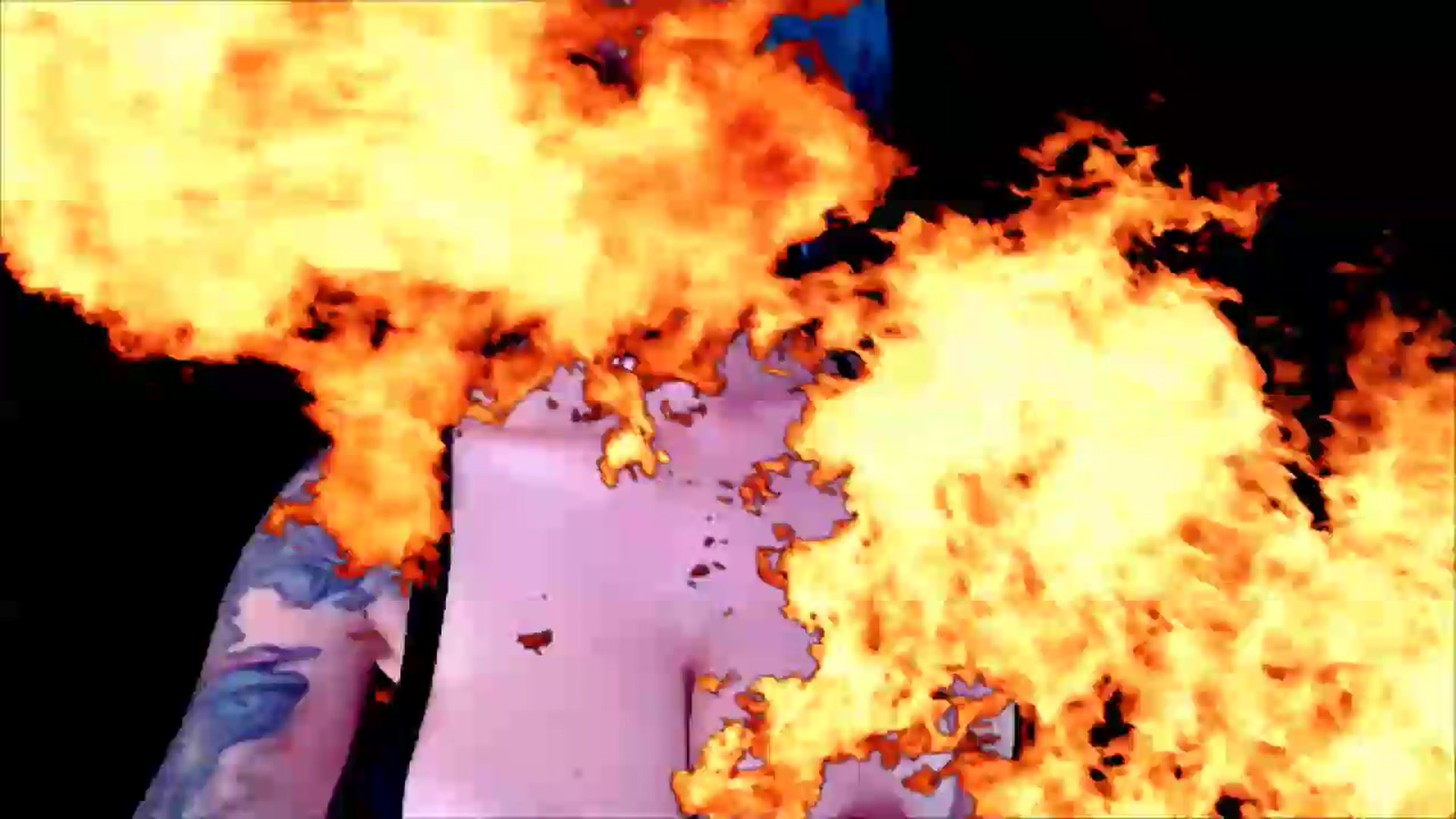 Gallery image thumbnail from AnnaMolli's myfreecams stream on, 07/06/2026, 06:12 image 10 of 20