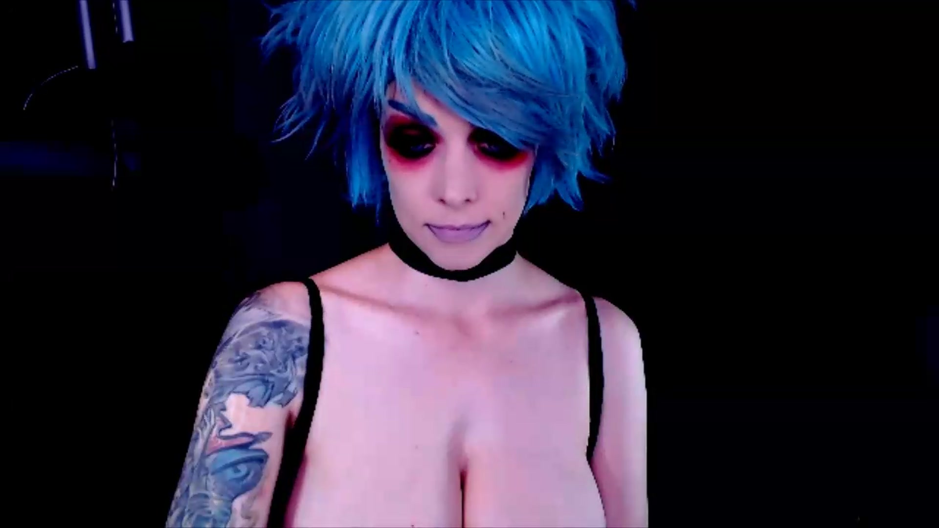 Gallery image thumbnail from AnnaMolli's myfreecams stream on, 07/06/2026, 06:12 image 2 of 20